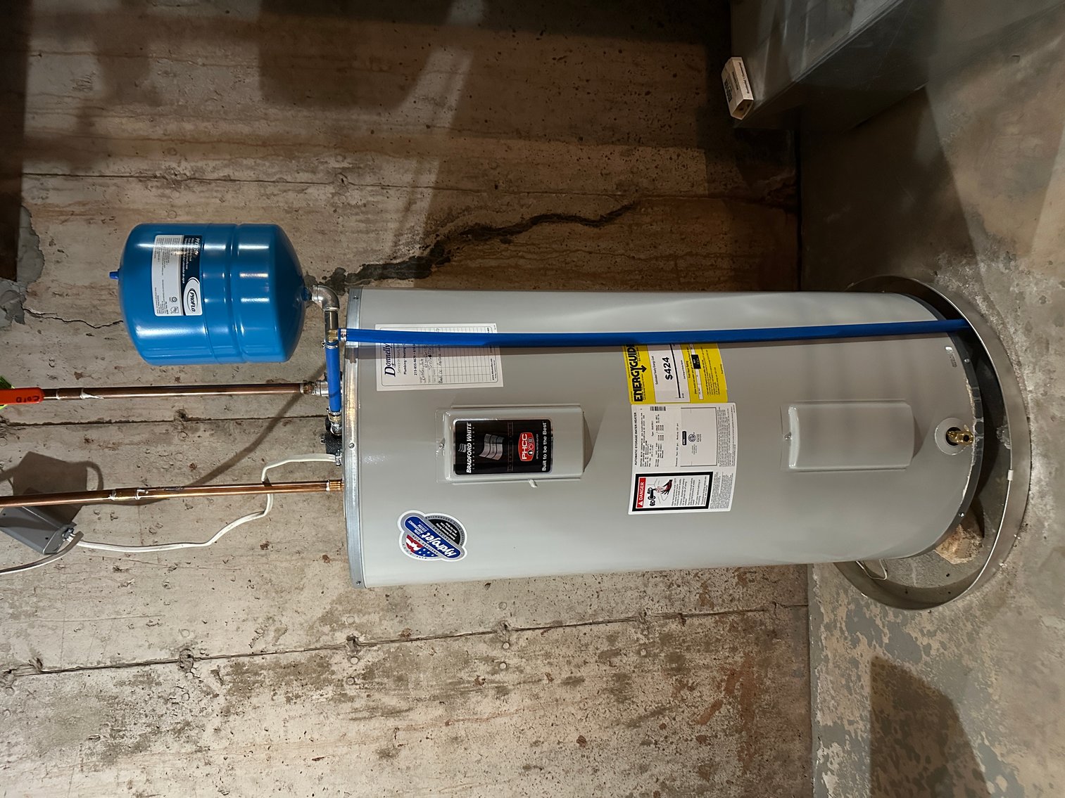 Image for Sold! Real Estate For Auction | 2801 Denbeigh Drive, Hatfield, PA 19440 | December 11, 2025 at 4:00 PM