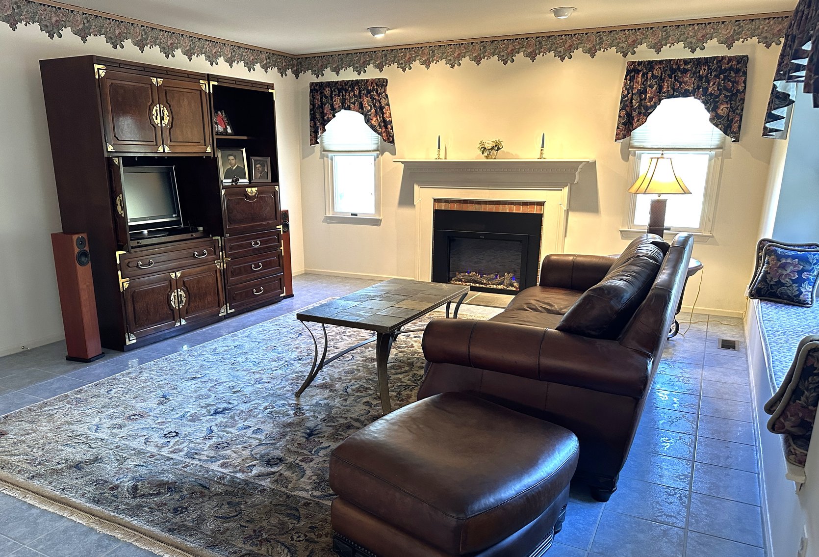 Image for Sold! Real Estate For Auction | 2801 Denbeigh Drive, Hatfield, PA 19440 | December 11, 2025 at 4:00 PM