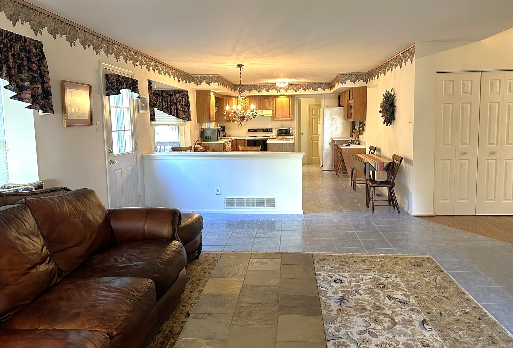 Image for Sold! Real Estate For Auction | 2801 Denbeigh Drive, Hatfield, PA 19440 | December 11, 2025 at 4:00 PM