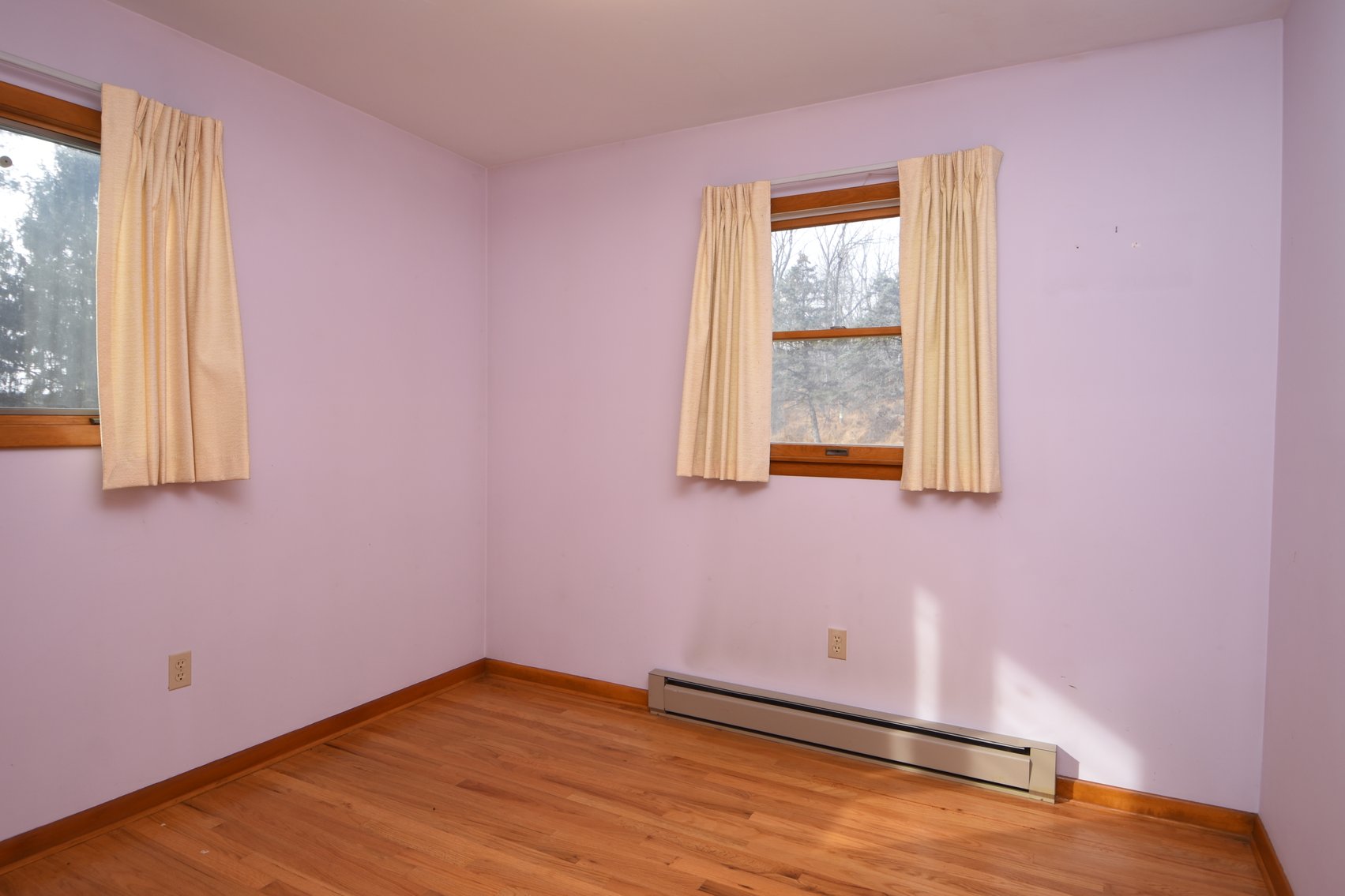 Image for Sold! Real Estate For Auction | 3288 Slifer Valley Rd, Riegelsville, PA 18077 | January 8, 2026 at 4:00 PM