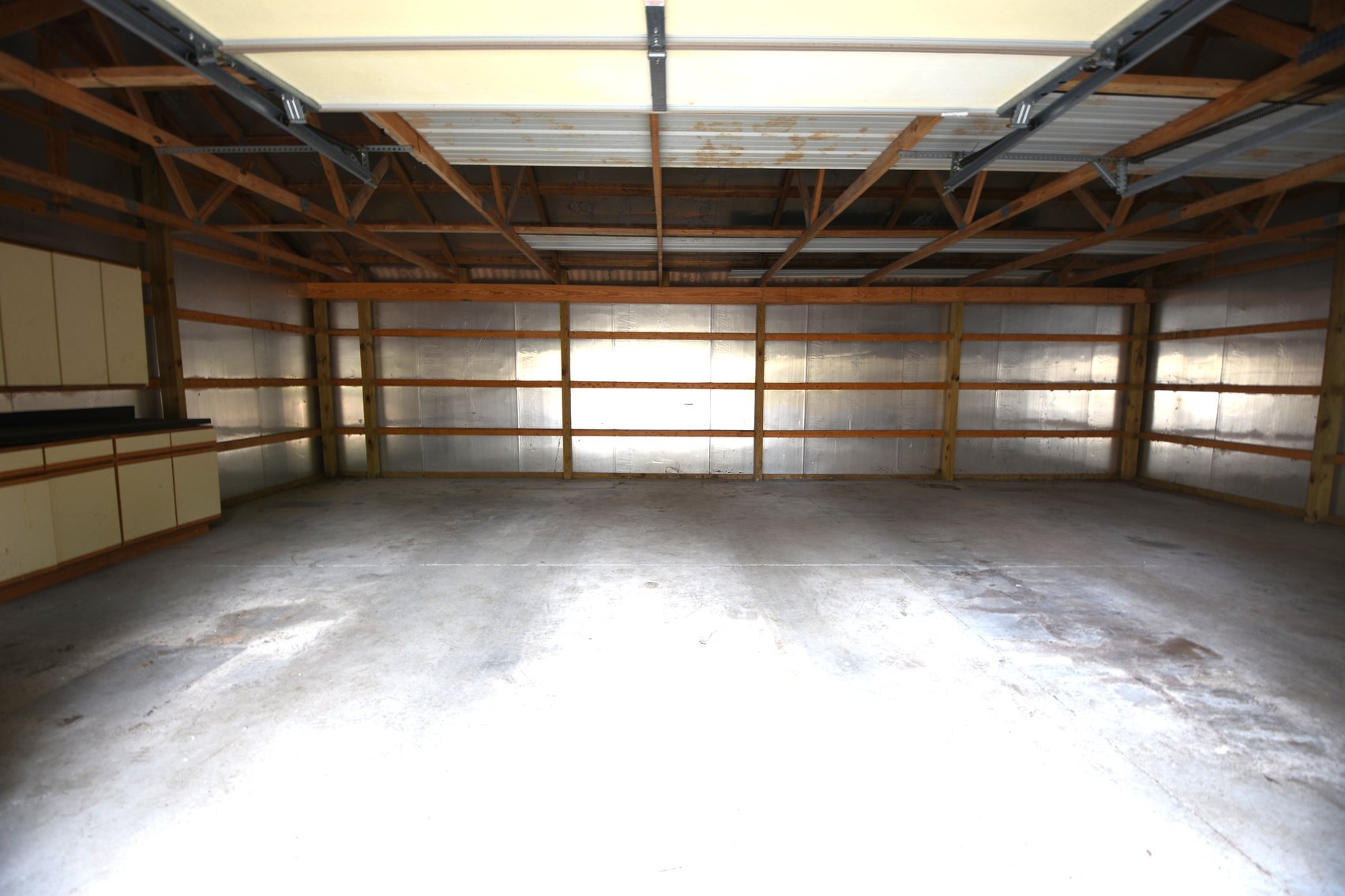 Image for Sold! Real Estate For Auction | 3288 Slifer Valley Rd, Riegelsville, PA 18077 | January 8, 2026 at 4:00 PM