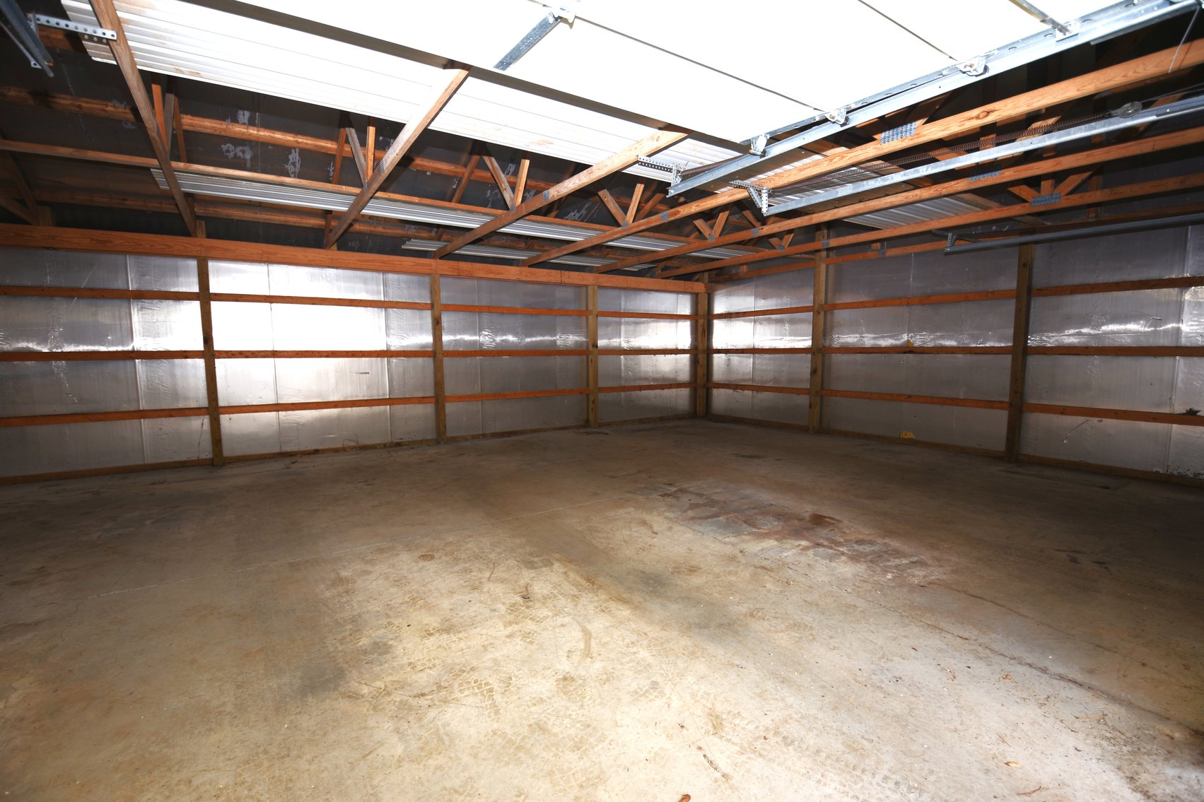 Image for Sold! Real Estate For Auction | 3288 Slifer Valley Rd, Riegelsville, PA 18077 | January 8, 2026 at 4:00 PM