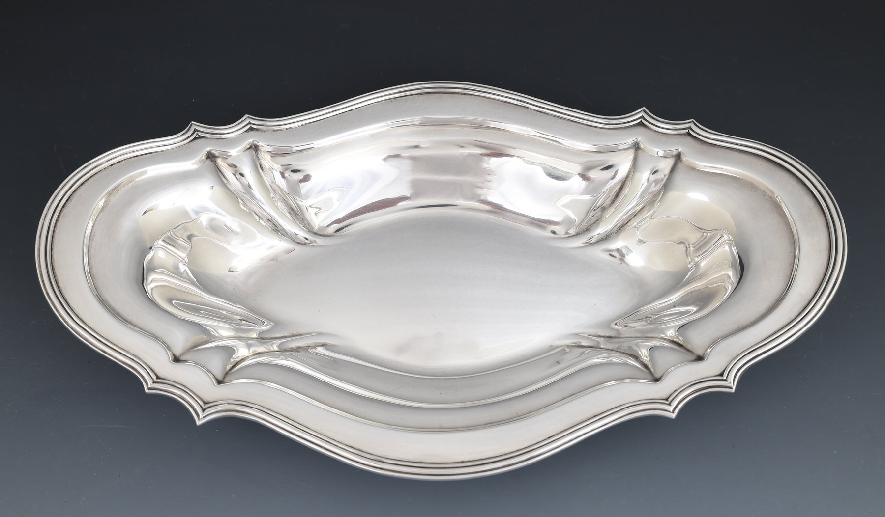 Image for Meriden-Britannia Sterling Silver Bread Tray