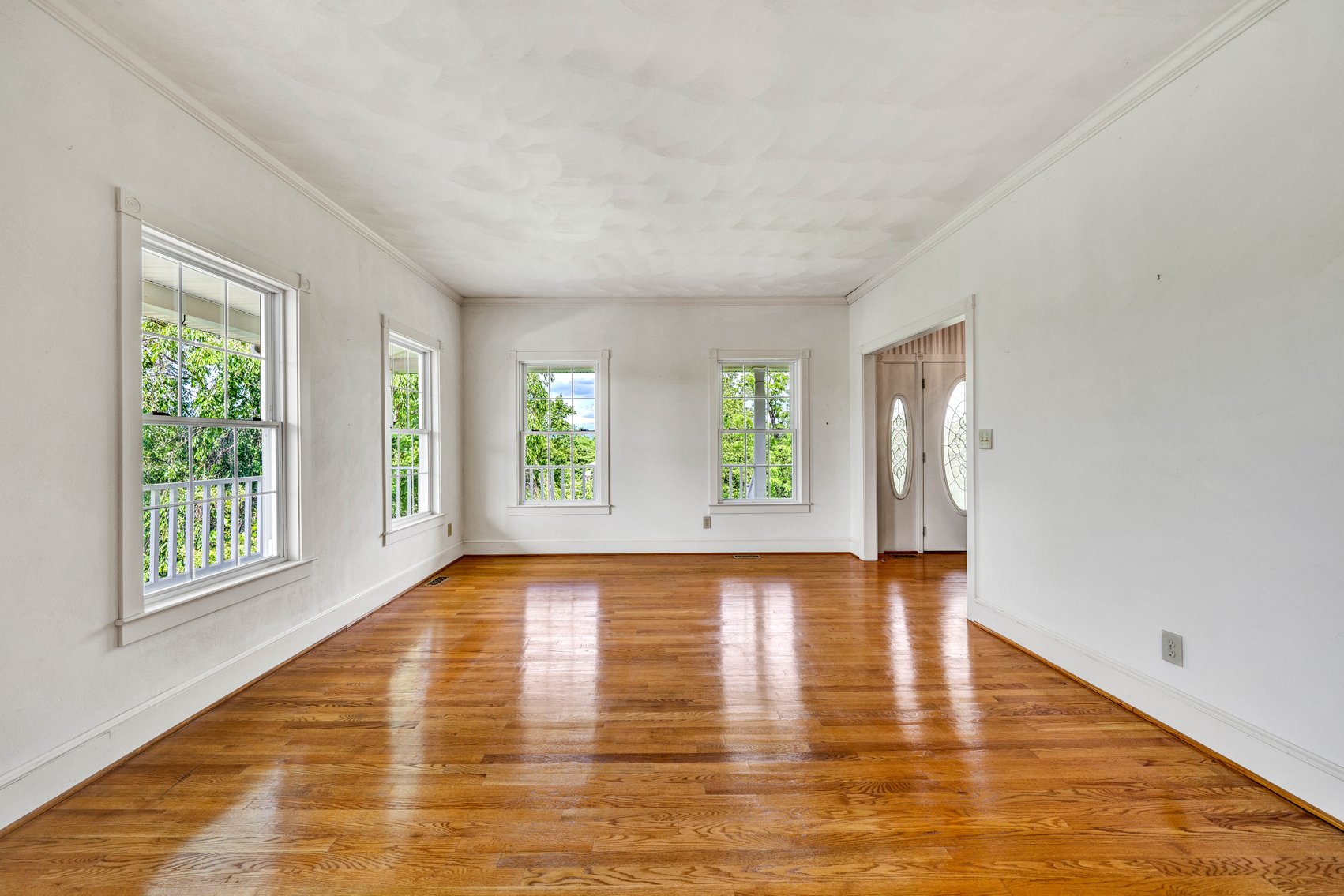 Image for 118 S Braemar Circle Real Estate Auction