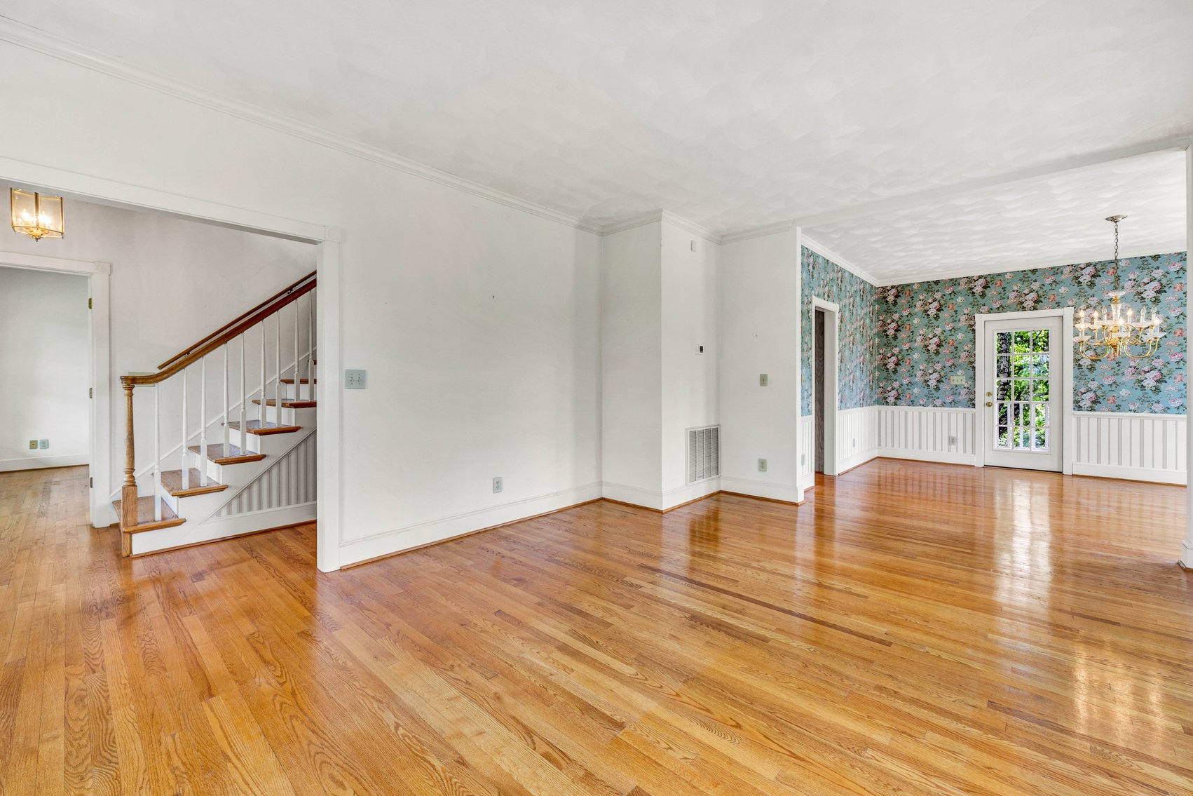 Image for 118 S Braemar Circle Real Estate Auction