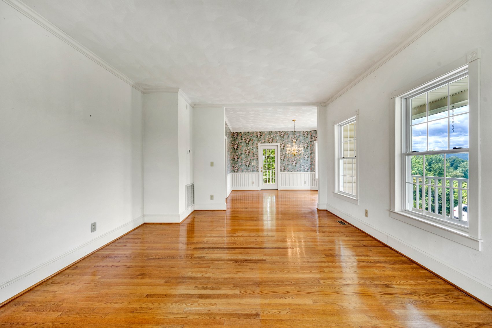 Image for 118 S Braemar Circle Real Estate Auction