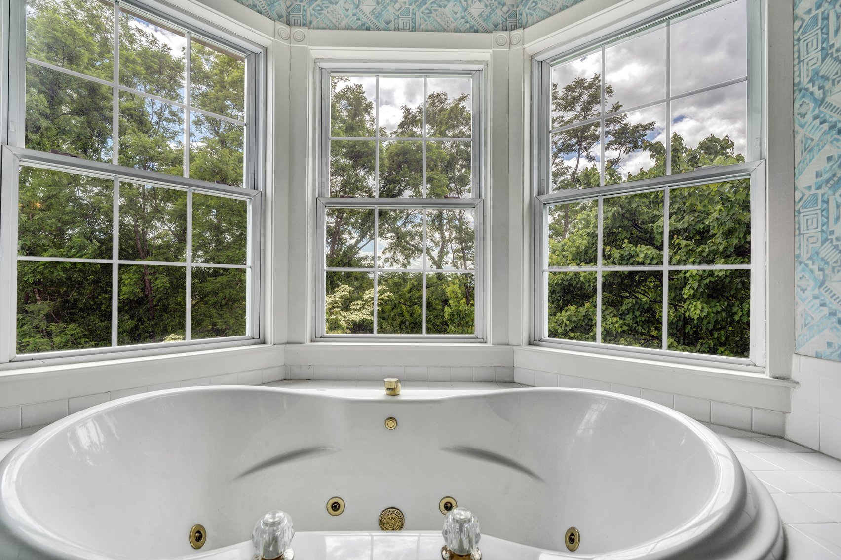 Image for 118 S Braemar Circle Real Estate Auction