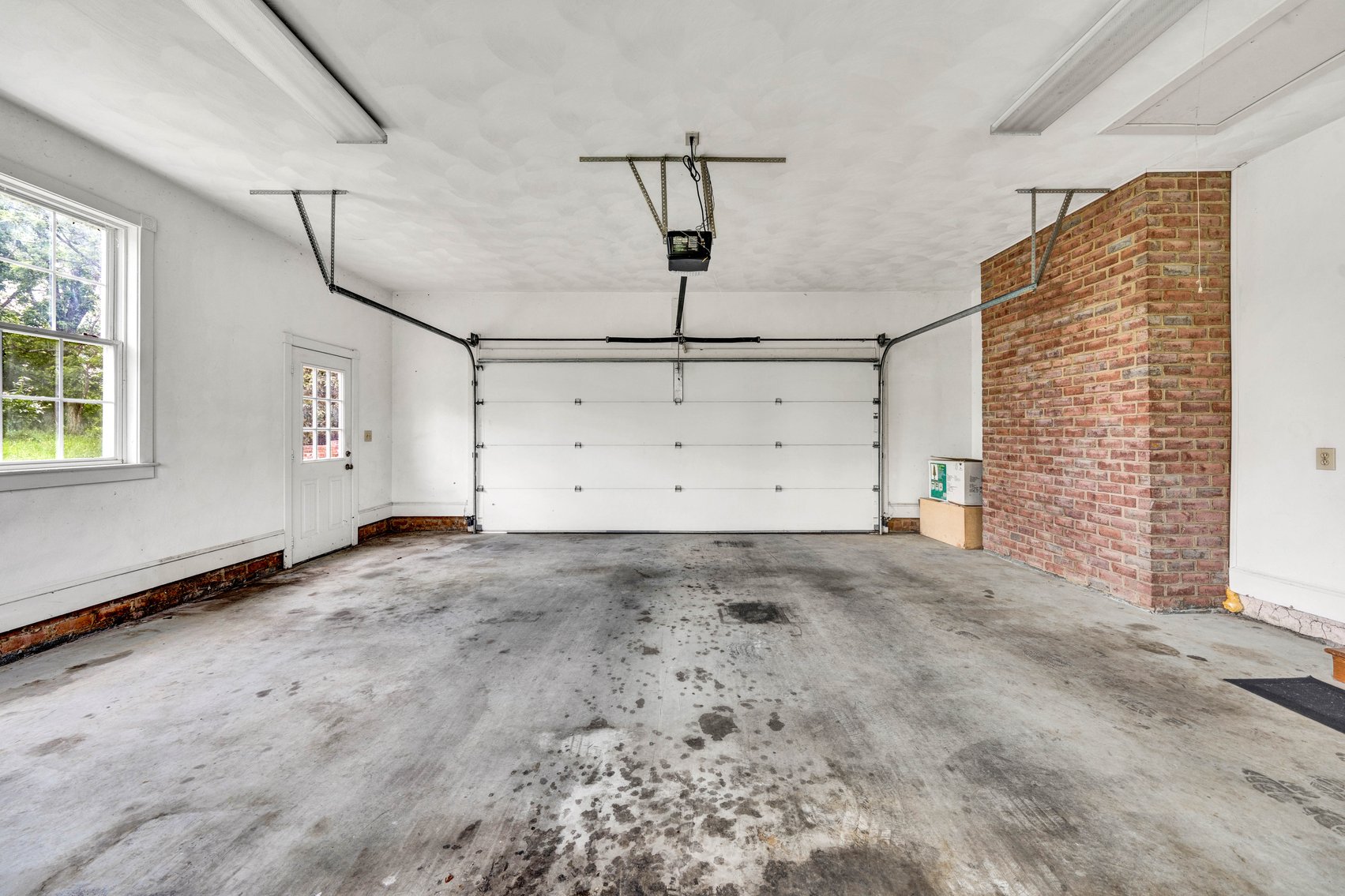 Image for 118 S Braemar Circle Real Estate Auction