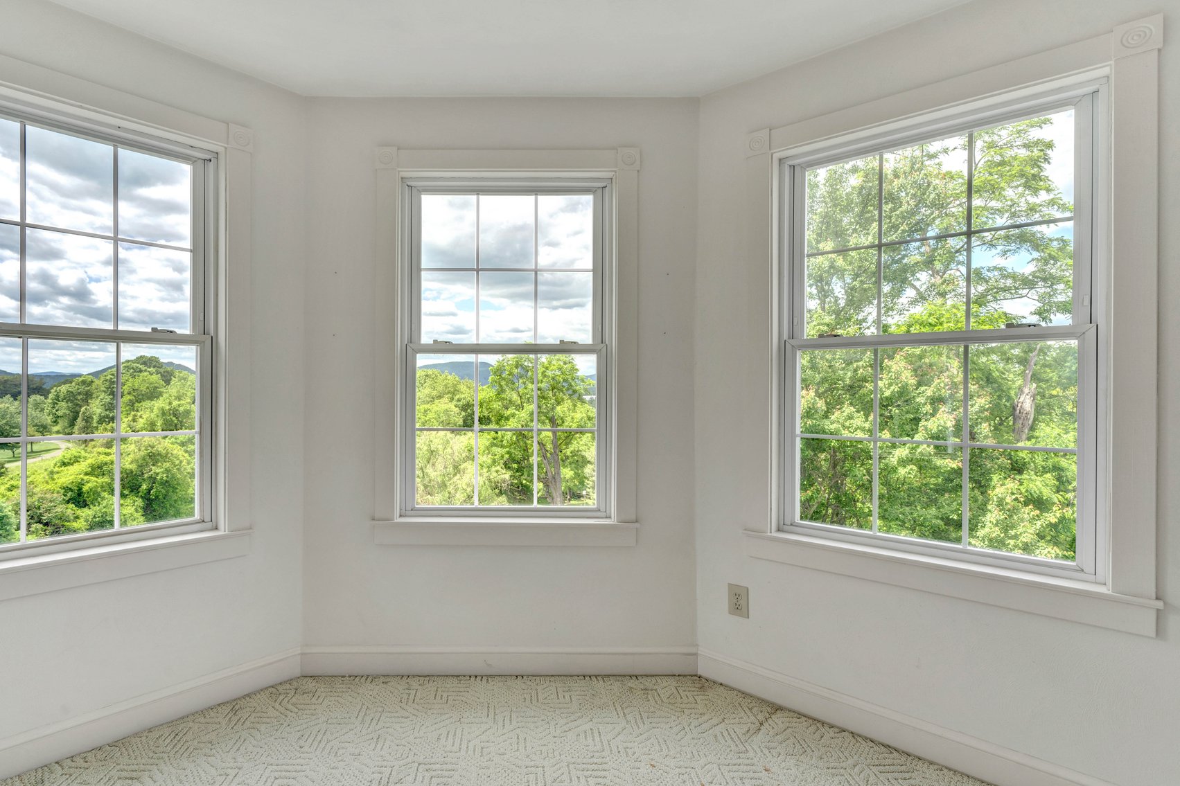 Image for 118 S Braemar Circle Real Estate Auction