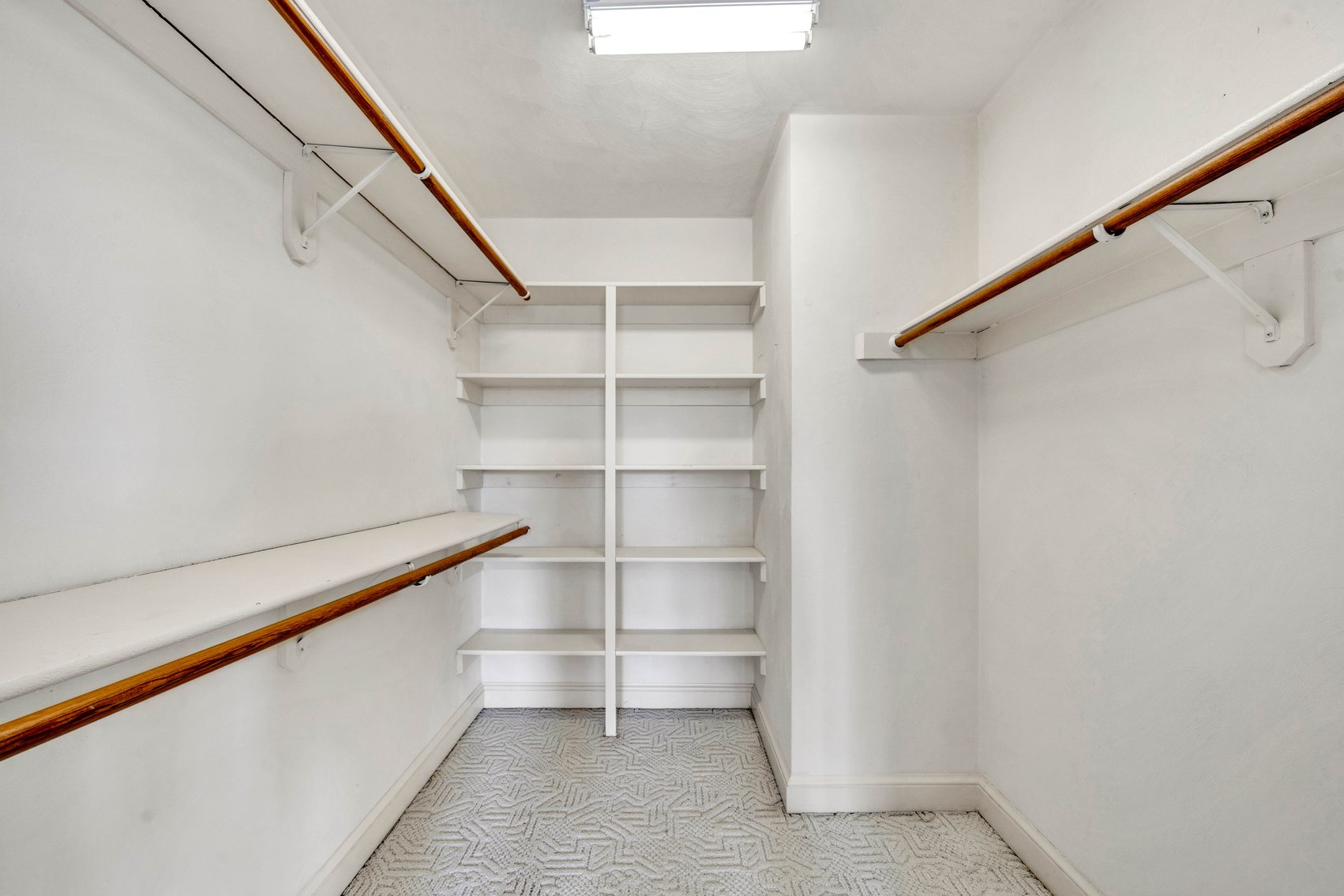 Image for 118 S Braemar Circle Real Estate Auction