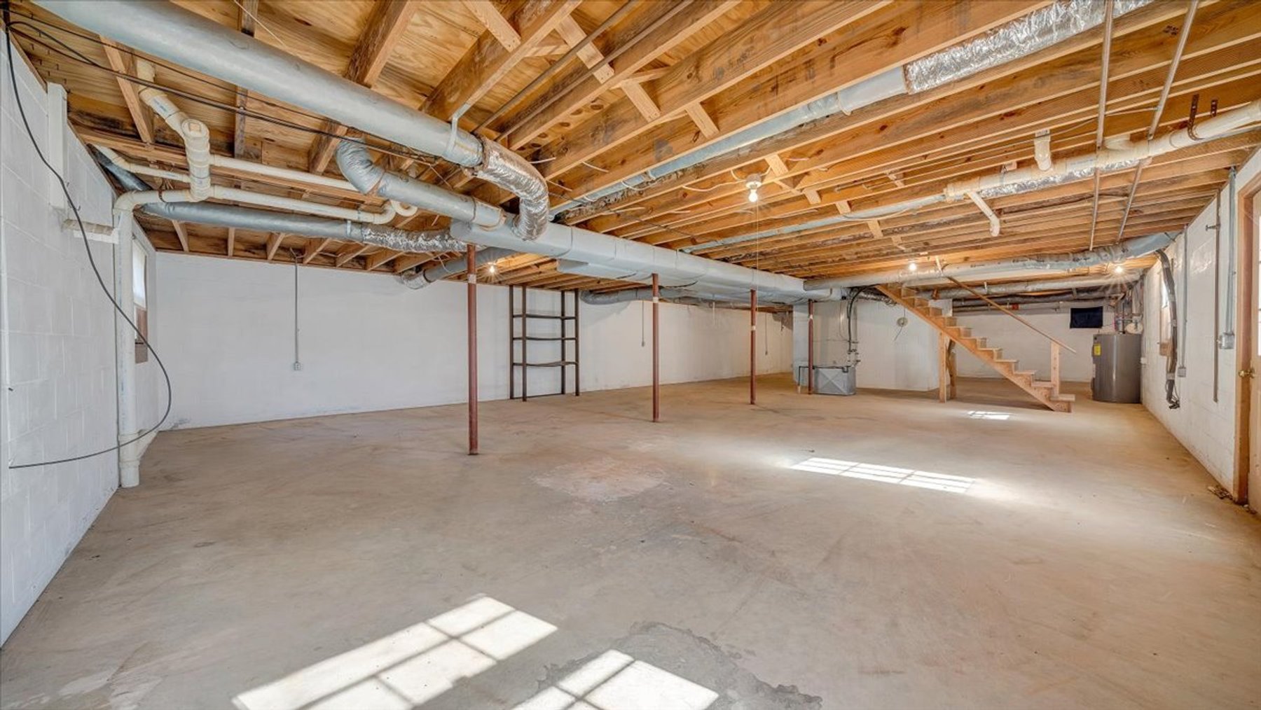 Image for 155 Oxford Circle Real Estate Auction