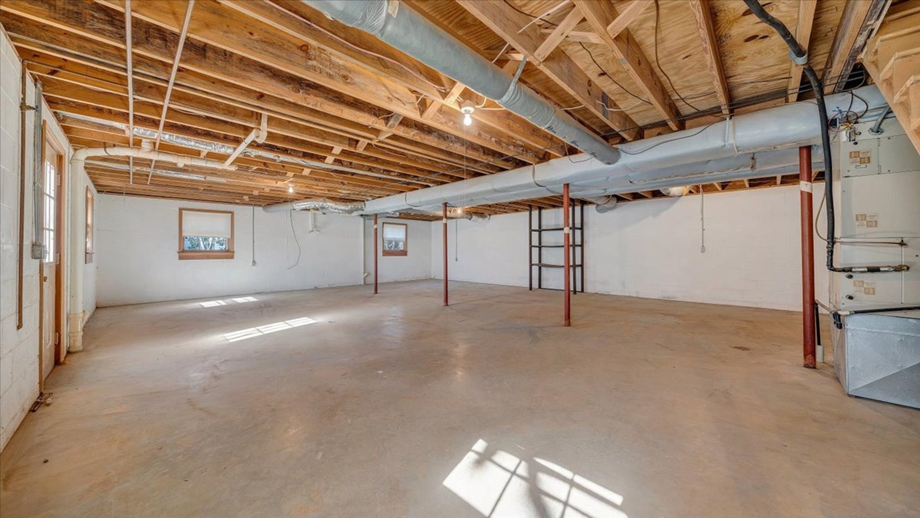 Image for 155 Oxford Circle Real Estate Auction