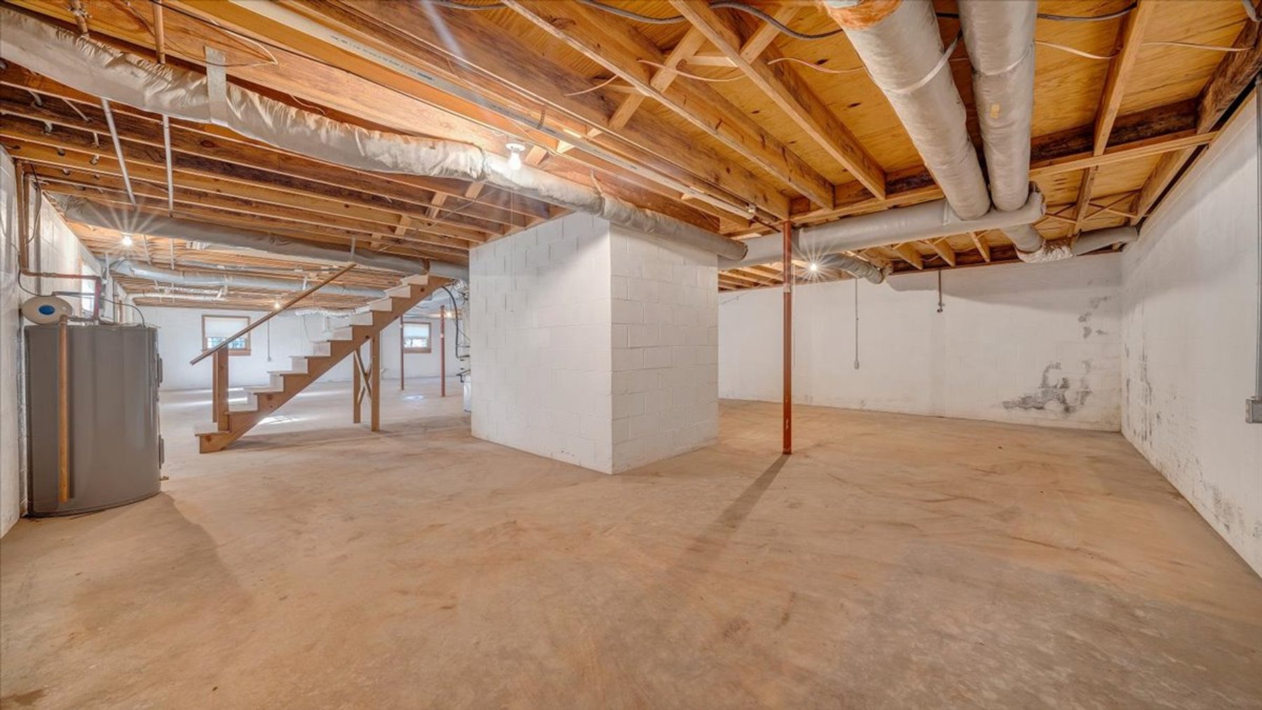 Image for 155 Oxford Circle Real Estate Auction