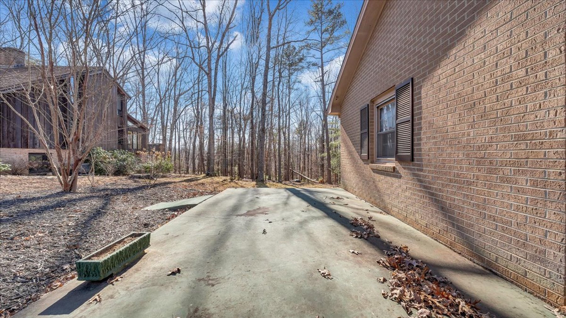 Image for 155 Oxford Circle Real Estate Auction