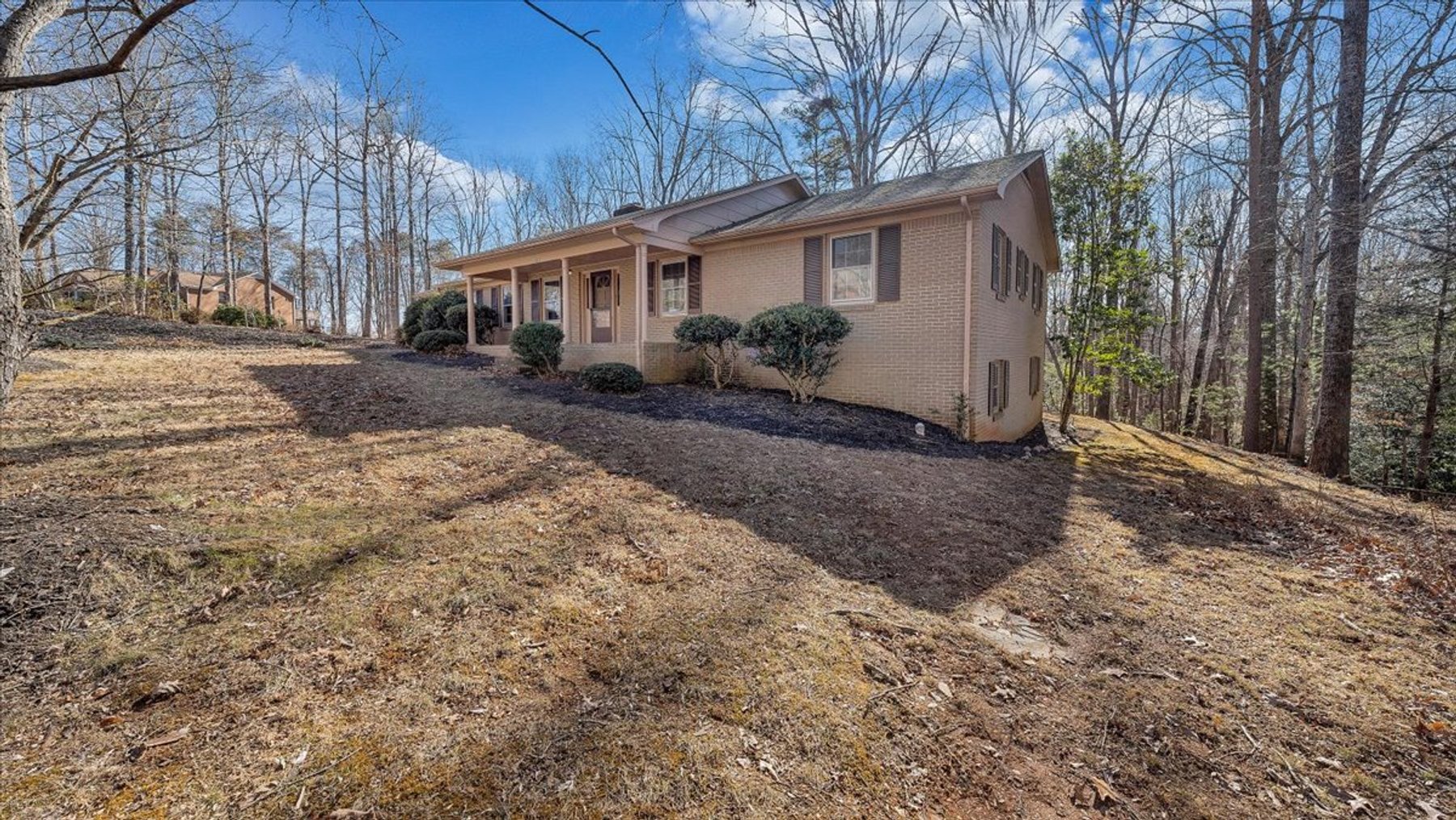 Image for 155 Oxford Circle Real Estate Auction