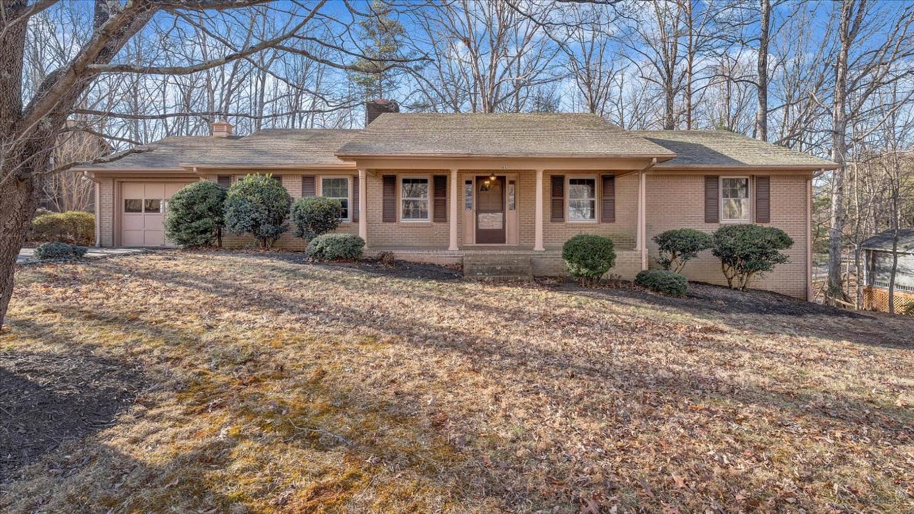 Image for 155 Oxford Circle Real Estate Auction