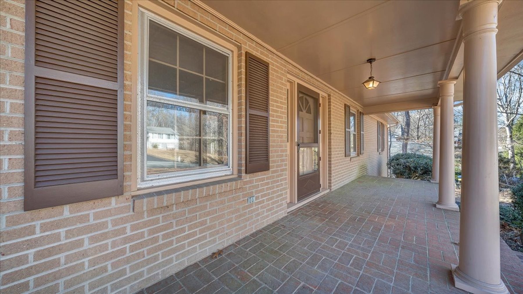 Image for 155 Oxford Circle Real Estate Auction