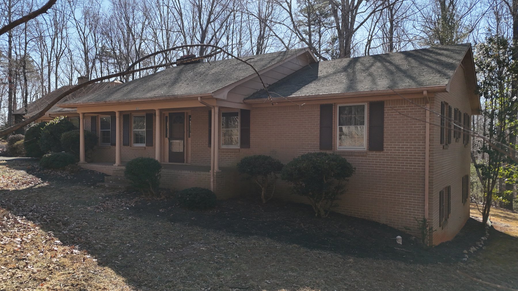 Image for 155 Oxford Circle Real Estate Auction