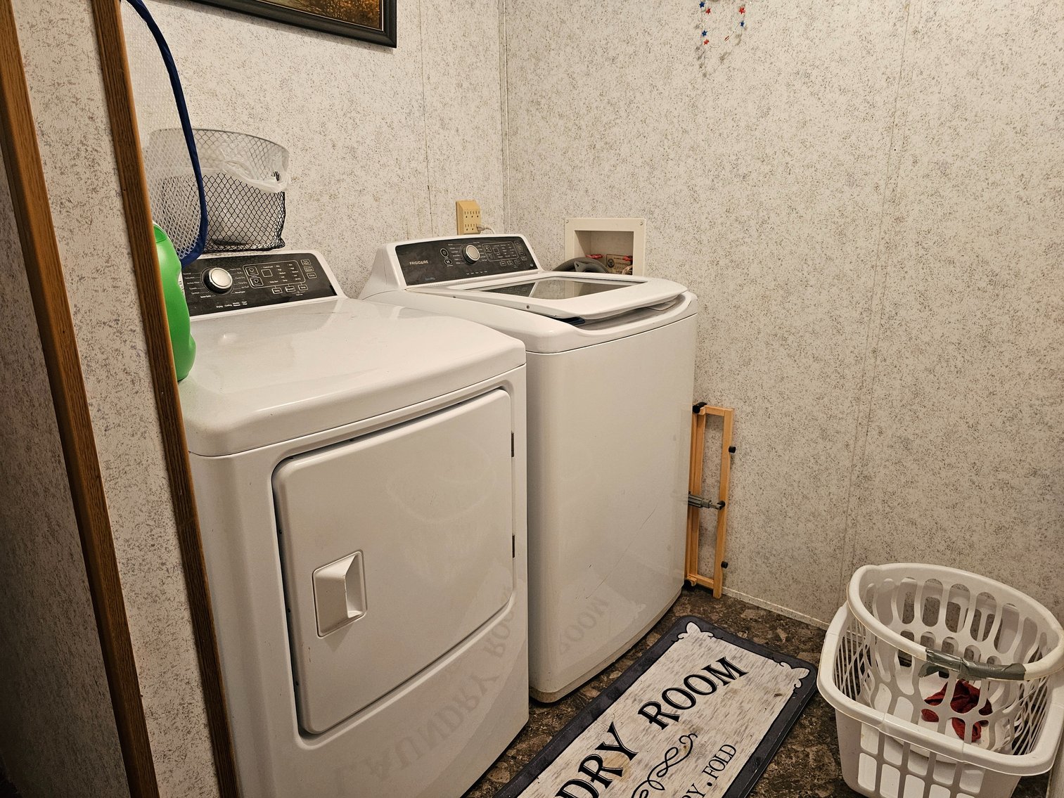 Image for 1892 Twin Arch Drive Real Estate Auction