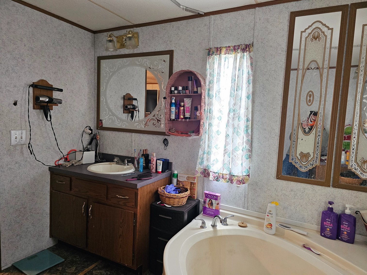 Image for 1892 Twin Arch Drive Real Estate Auction