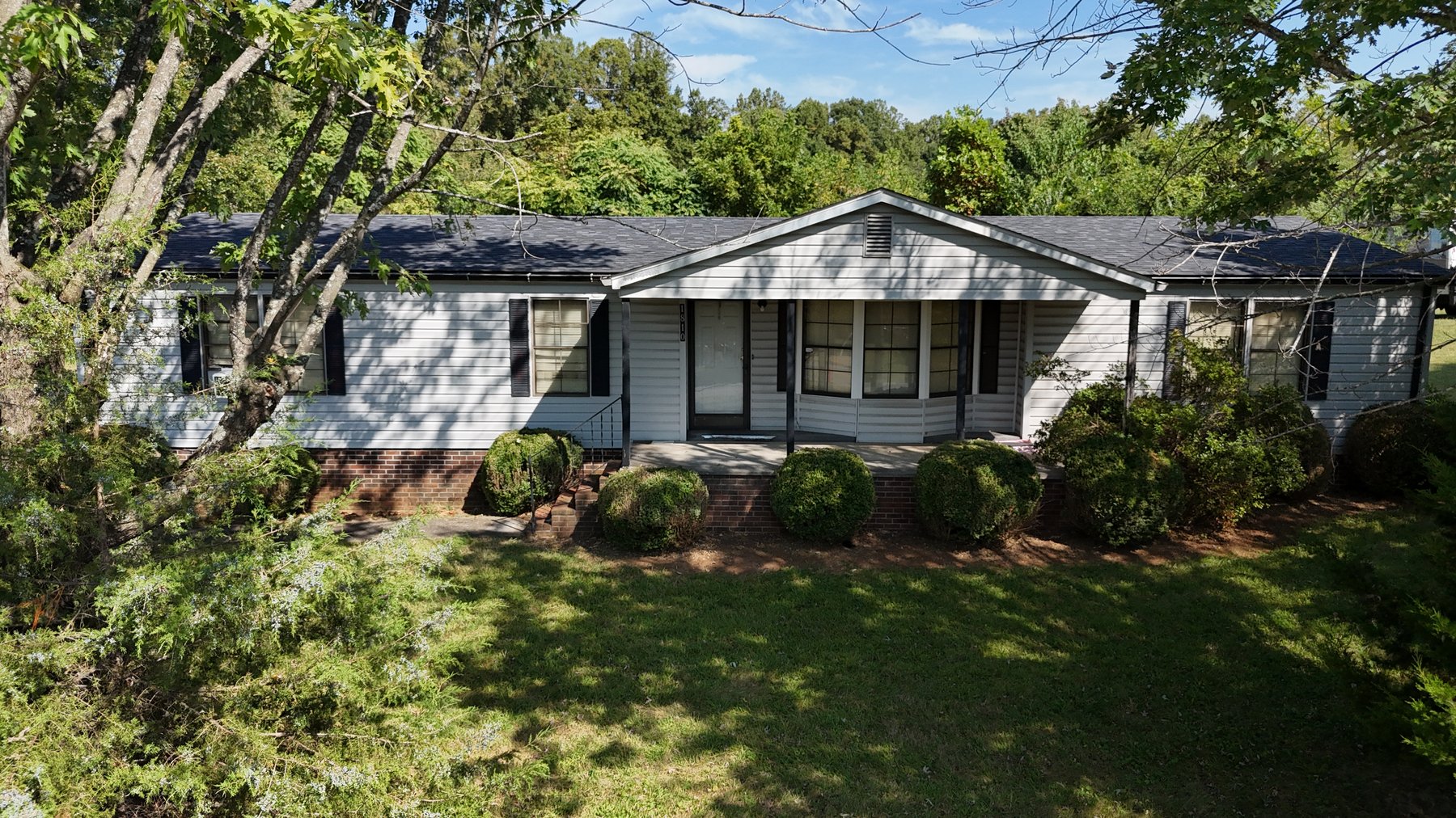 Image for 1810 Scuffling Hill Road Real Estate Auction