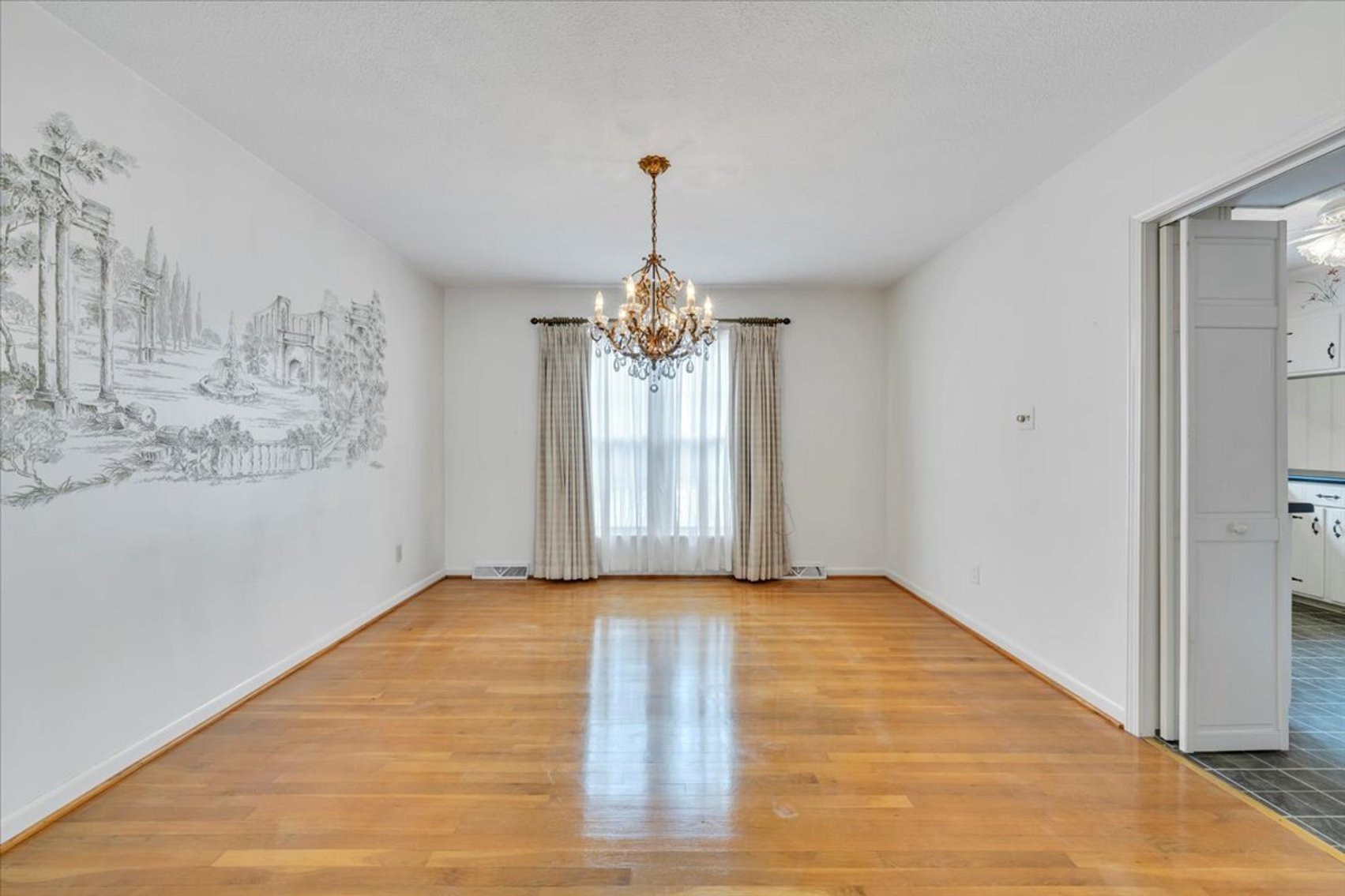 Image for 1807 Sam Lions Trail Real Estate Auction