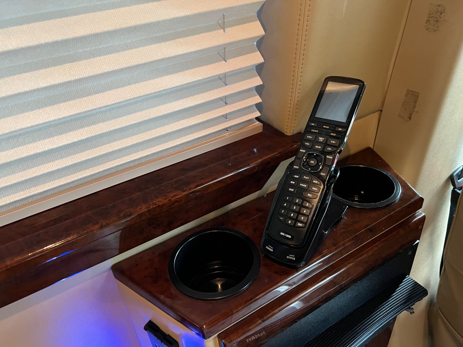 Image for 2013 Mercedes-Benz Sprinter 2500 Executive Coach