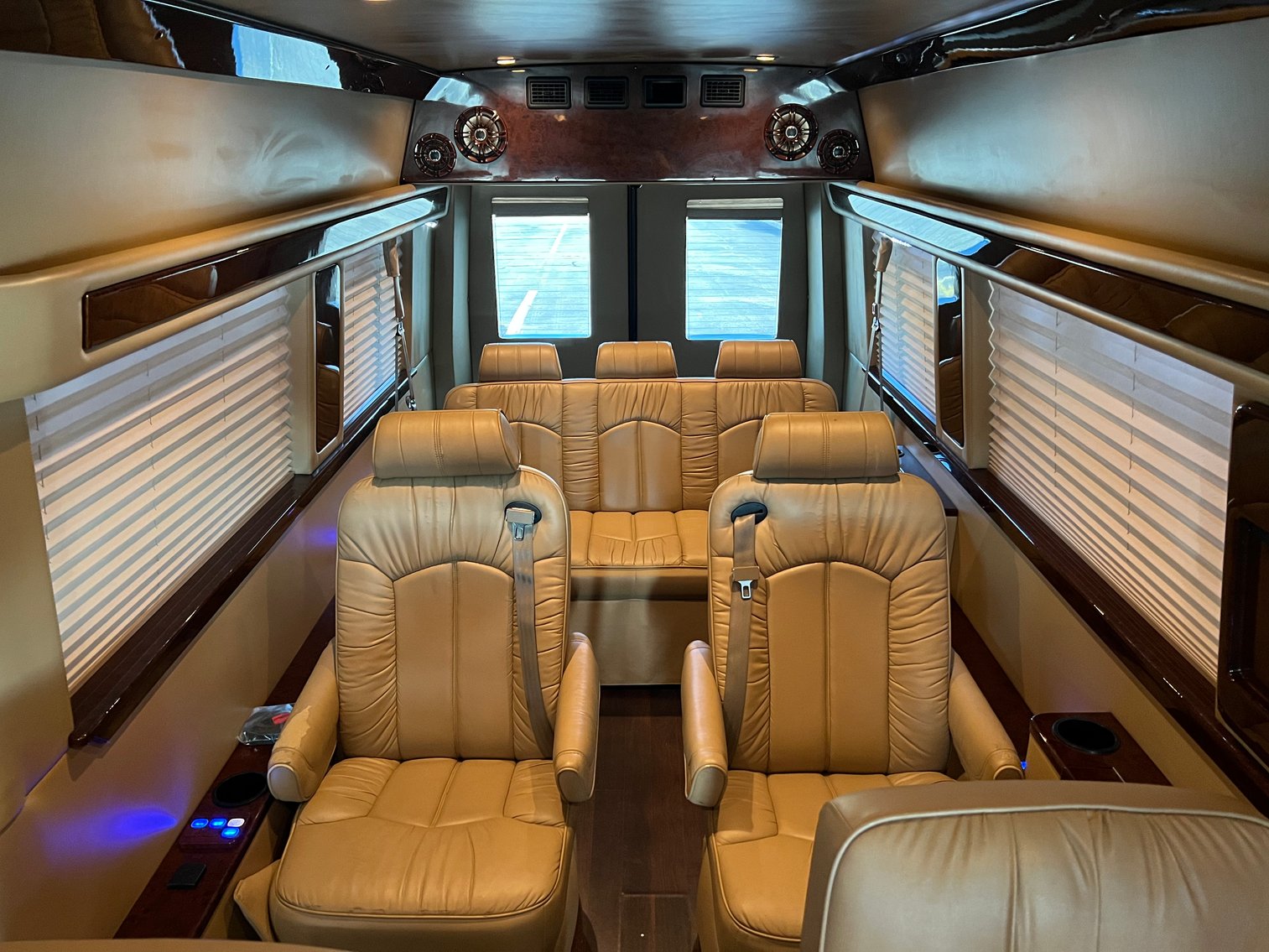 Image for 2013 Mercedes-Benz Sprinter 2500 Executive Coach