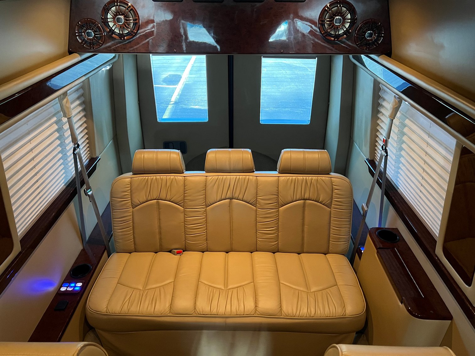 Image for 2013 Mercedes-Benz Sprinter 2500 Executive Coach