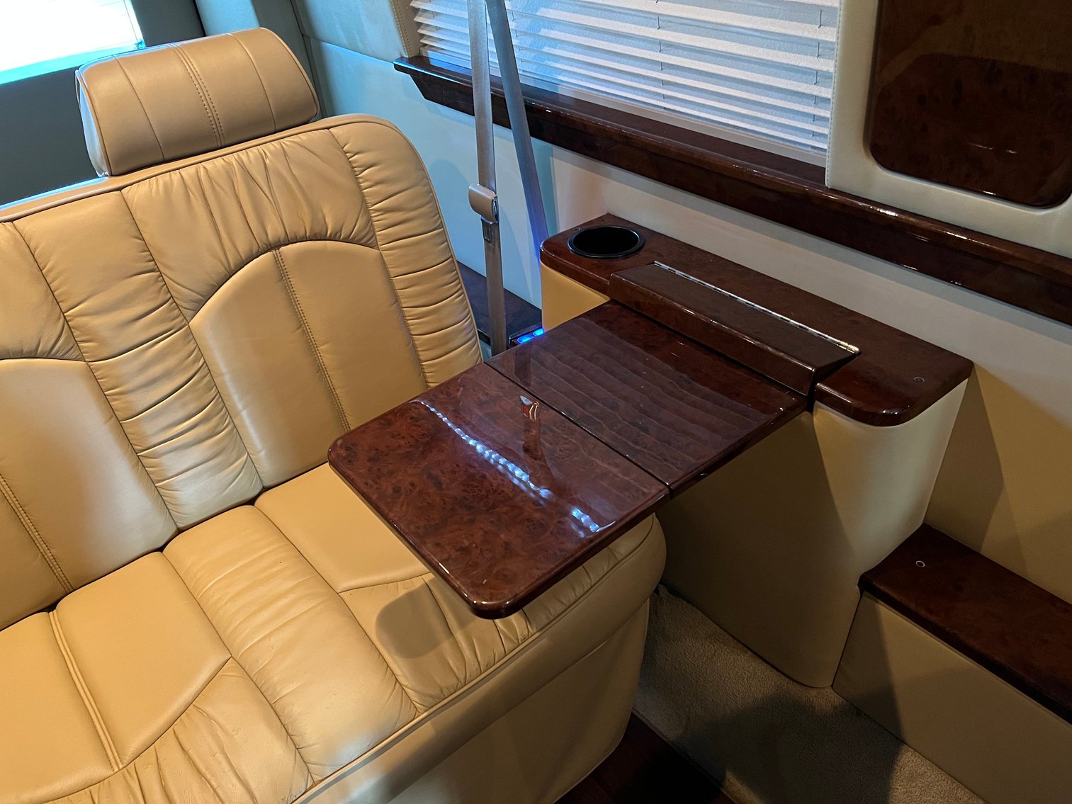 Image for 2013 Mercedes-Benz Sprinter 2500 Executive Coach