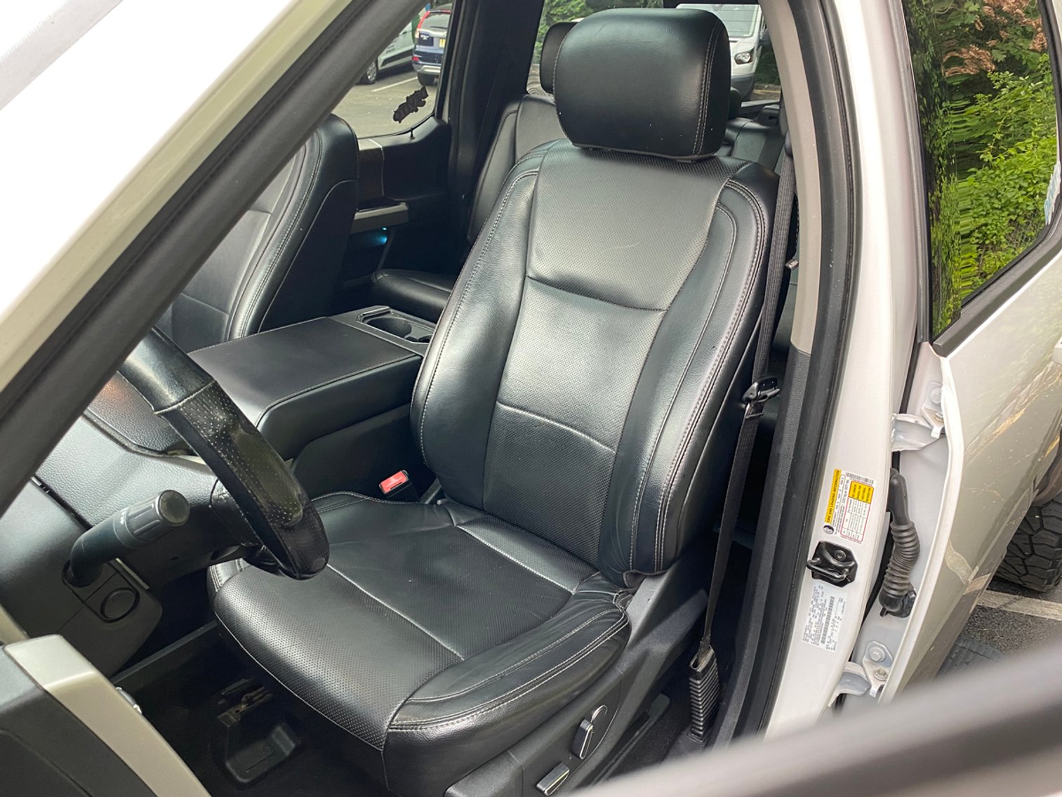 Image for 2017 Ford Super Duty F-350 Lariat 4 Door Crew Cab