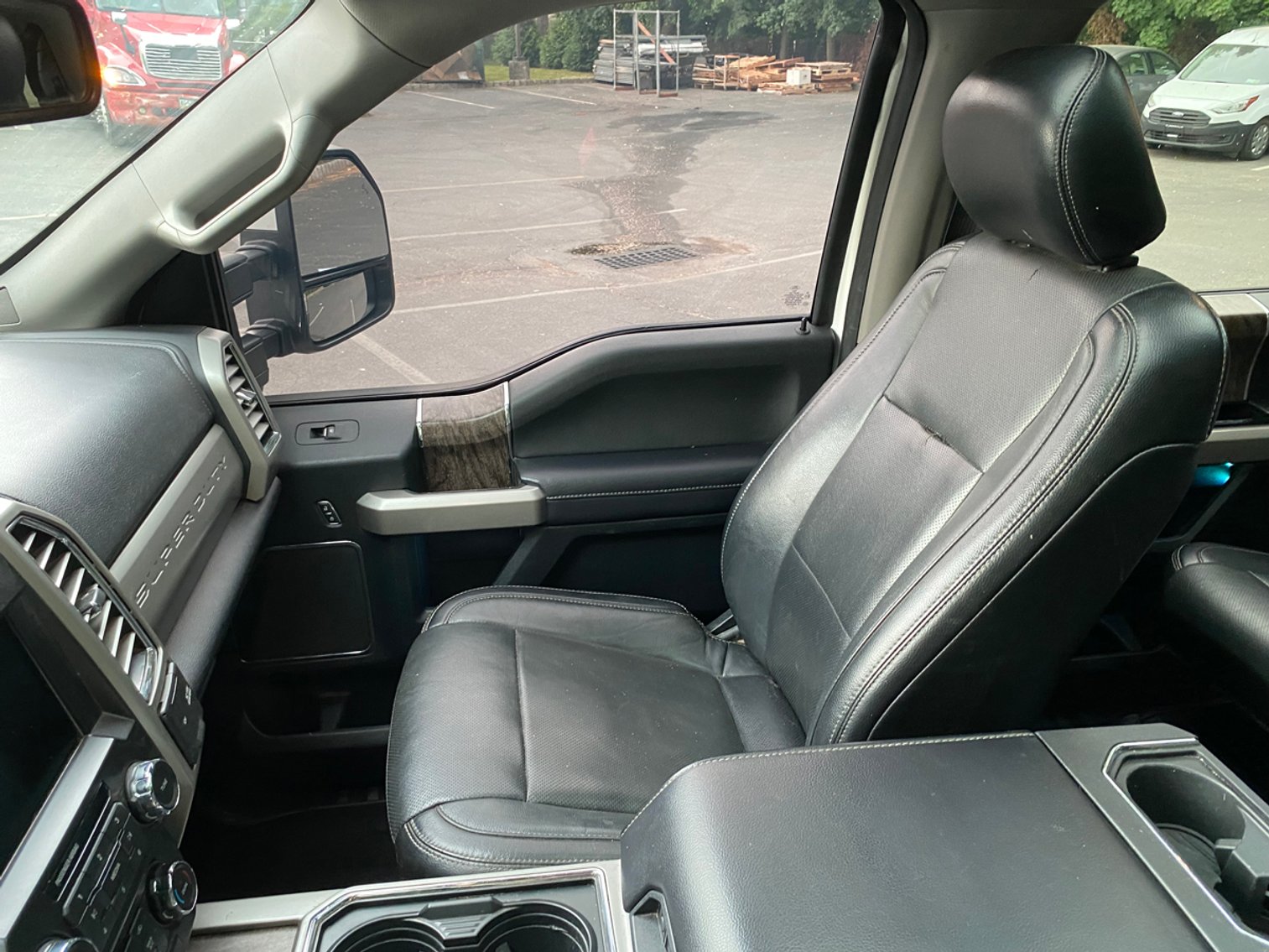 Image for 2017 Ford Super Duty F-350 Lariat 4 Door Crew Cab