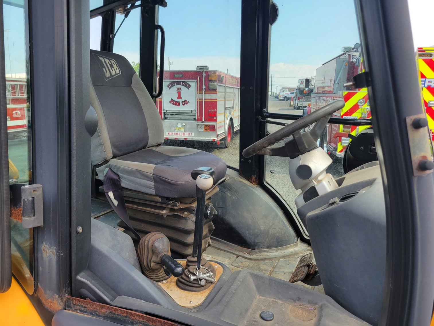 Image for JCB MIDI CX-4 Backhoe Loader