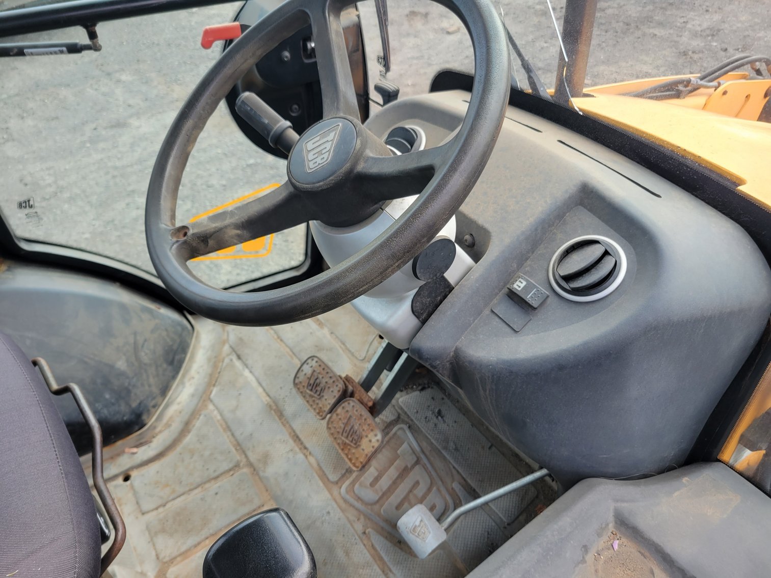 Image for JCB MIDI CX-4 Backhoe Loader