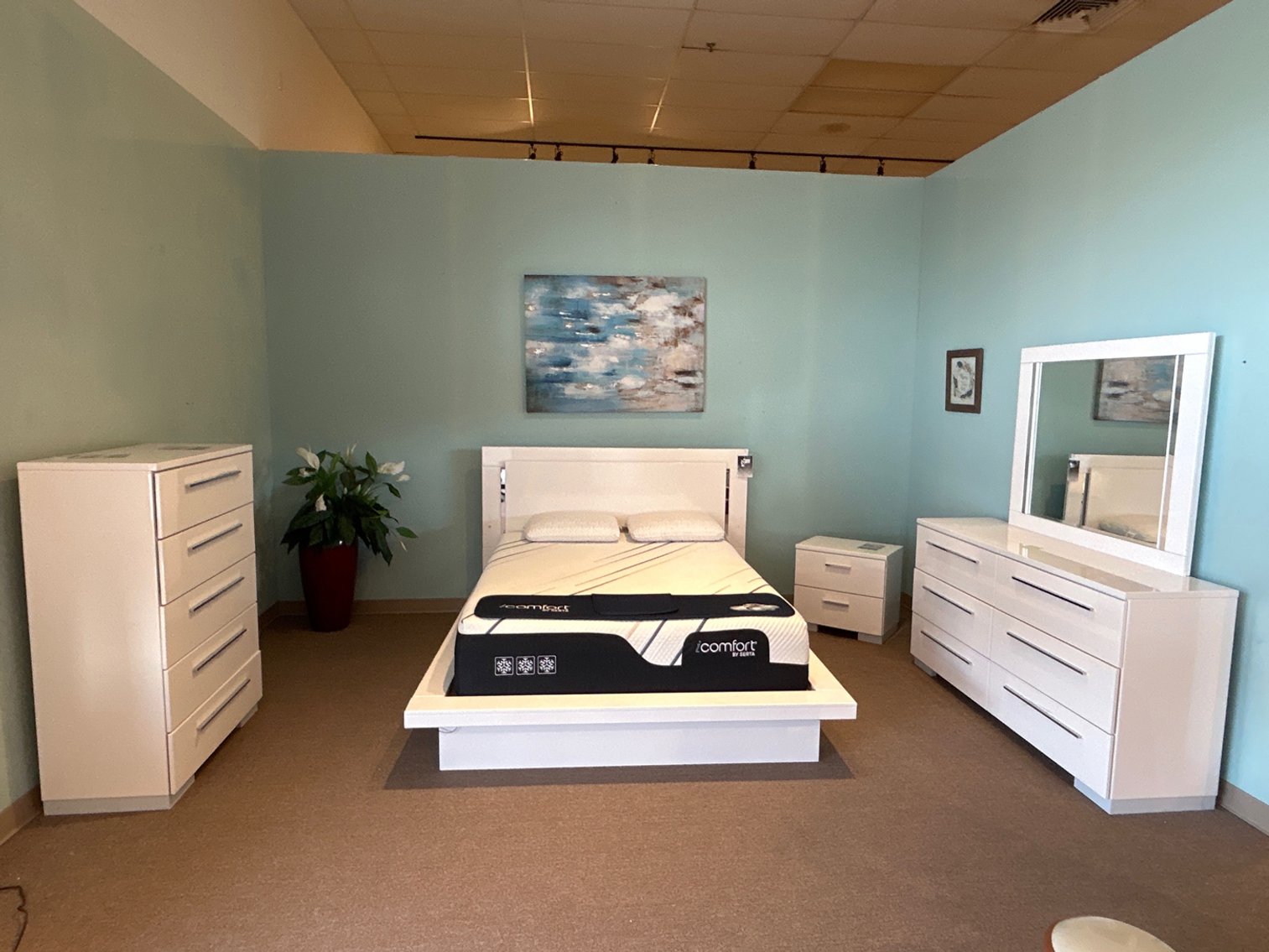 Image for Huffman Koos Furniture of Freehold, NJ