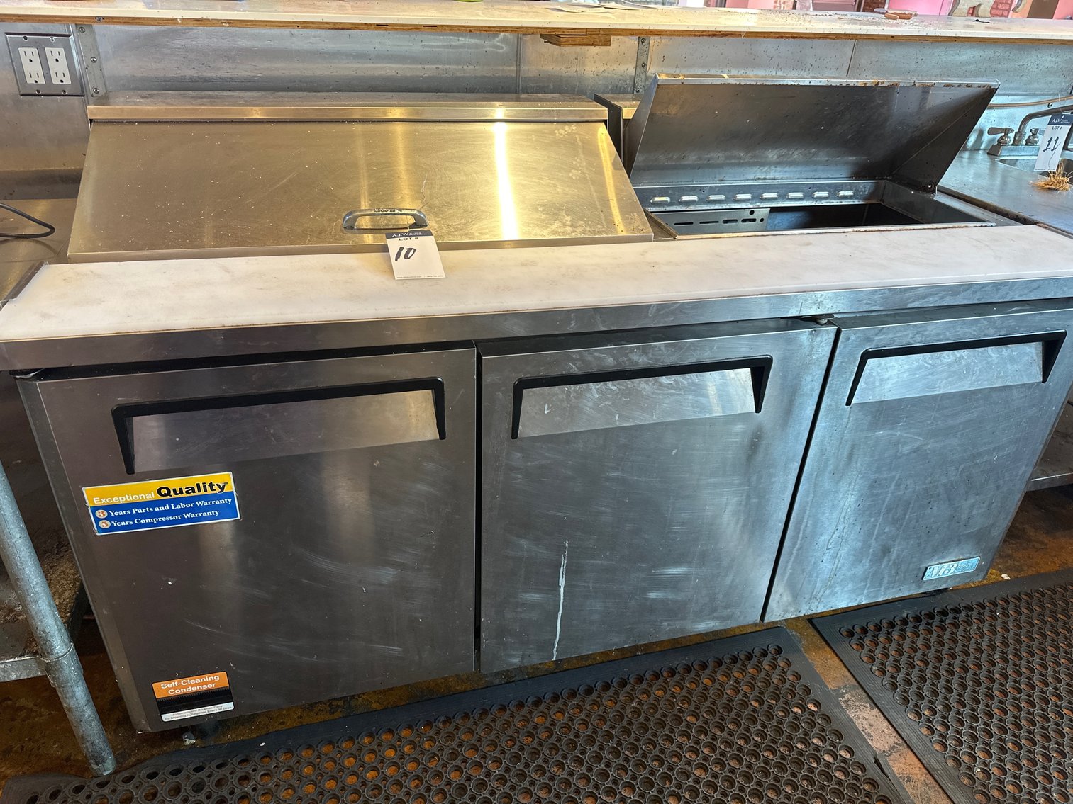 Image for Late Model Restaurant Equipment