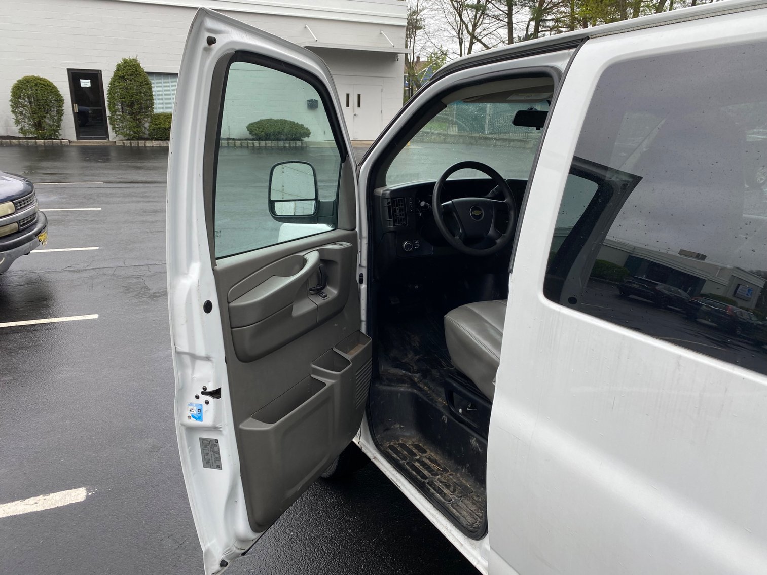 Image for Bankruptcy Auction - 2015 Chevy Express Passenger Van