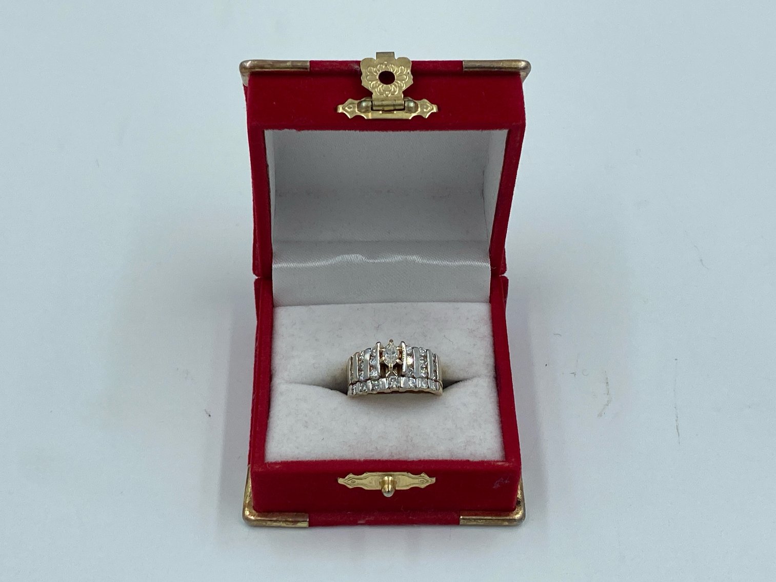 Image for US Postal Inspectors Office Forfeited Jewelry Inventory