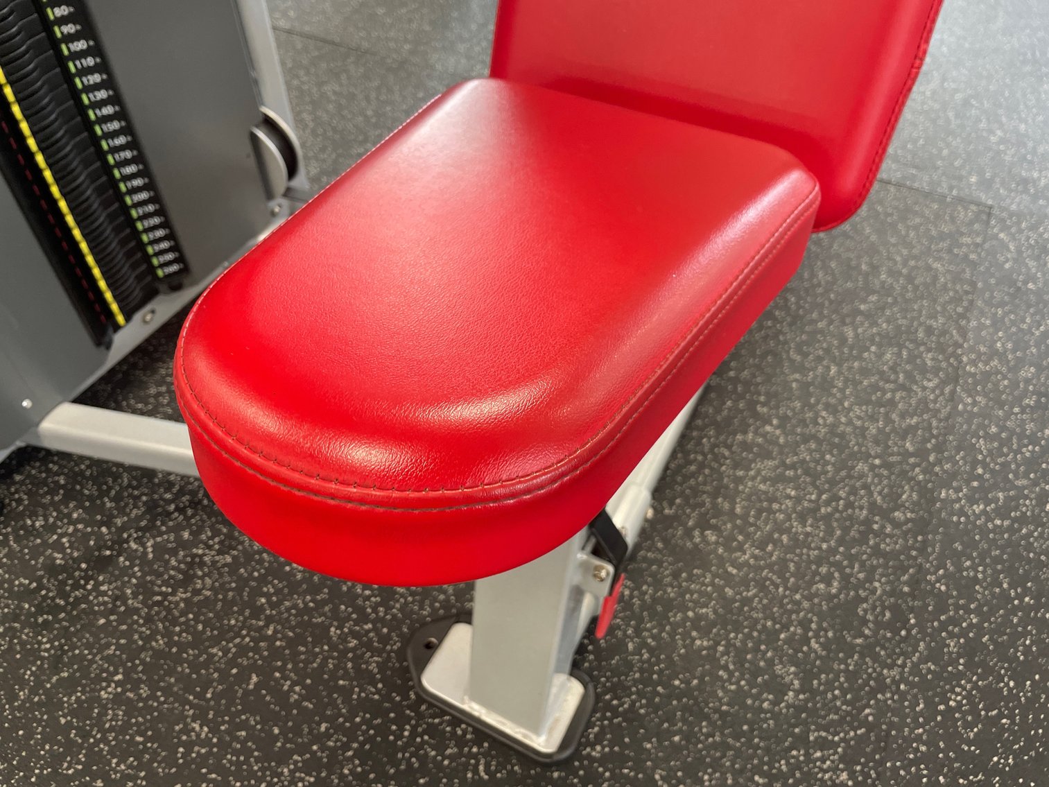 Image for Star Trac Impact Strength Shoulder Press Machine (Selectorized)