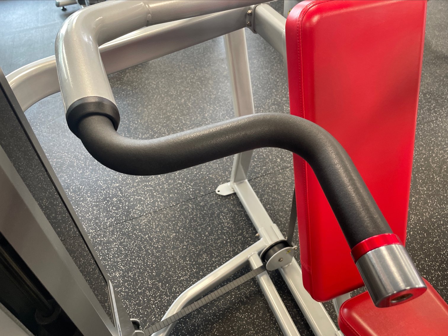 Image for Star Trac Impact Strength Shoulder Press Machine (Selectorized)