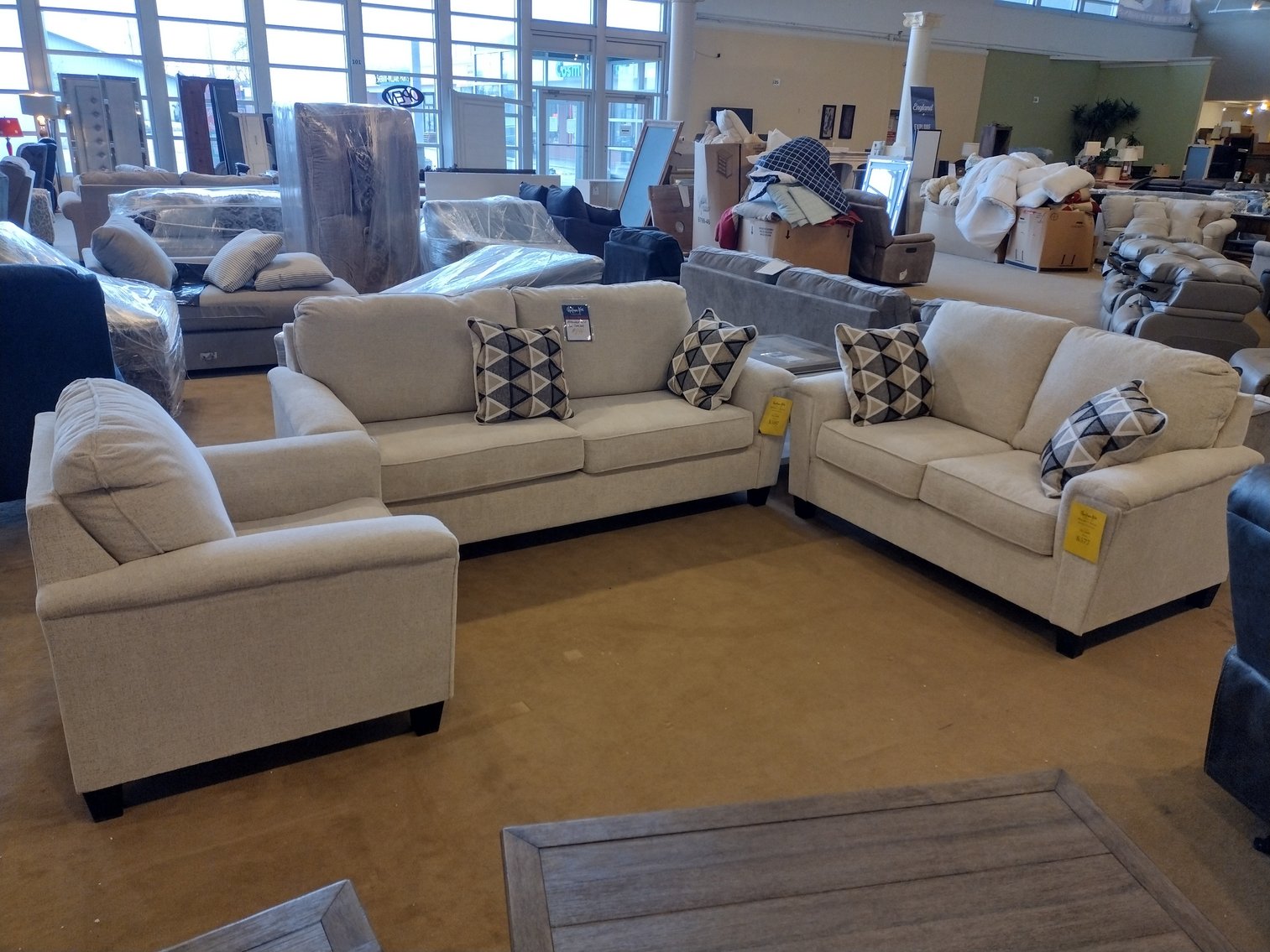 Image for Huffman Koos Home Furniture Inventory