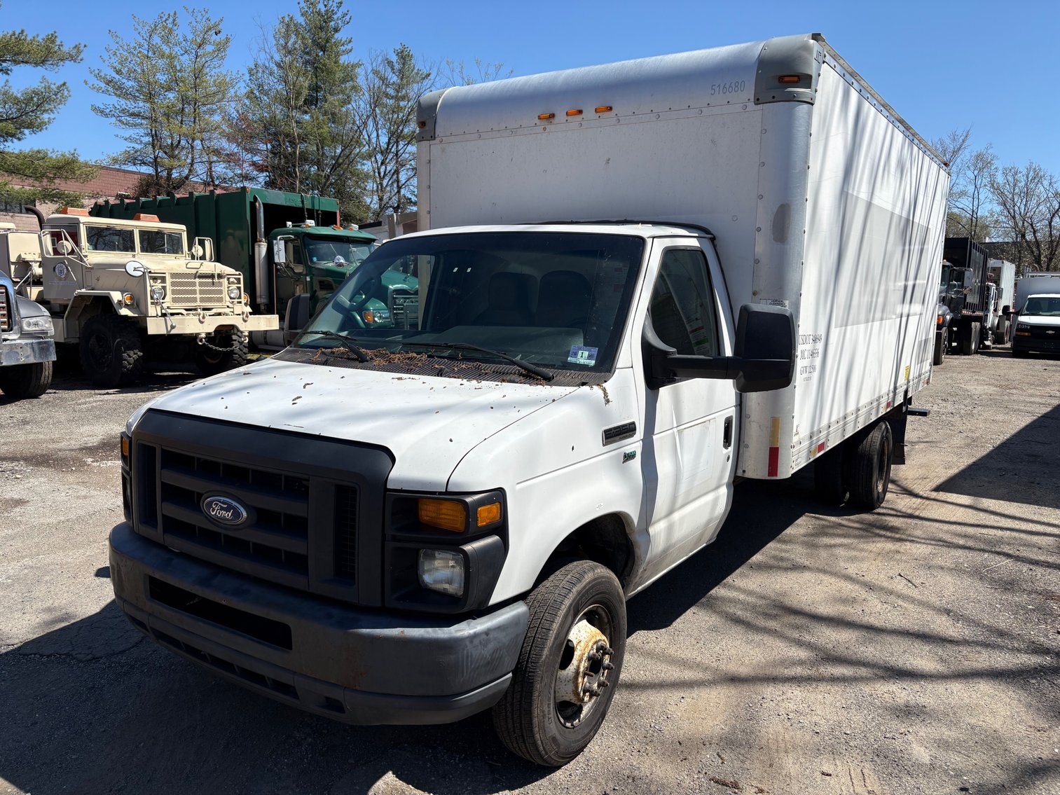 Image for Ford Econoline Cutaway Box Trucks