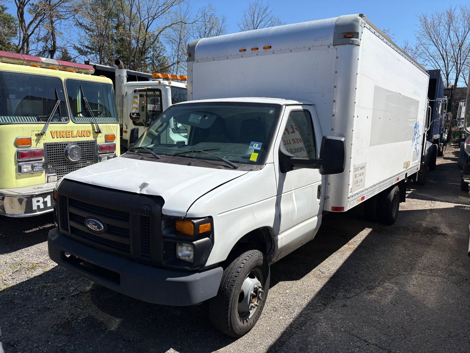 Image for Ford Econoline Cutaway Box Trucks