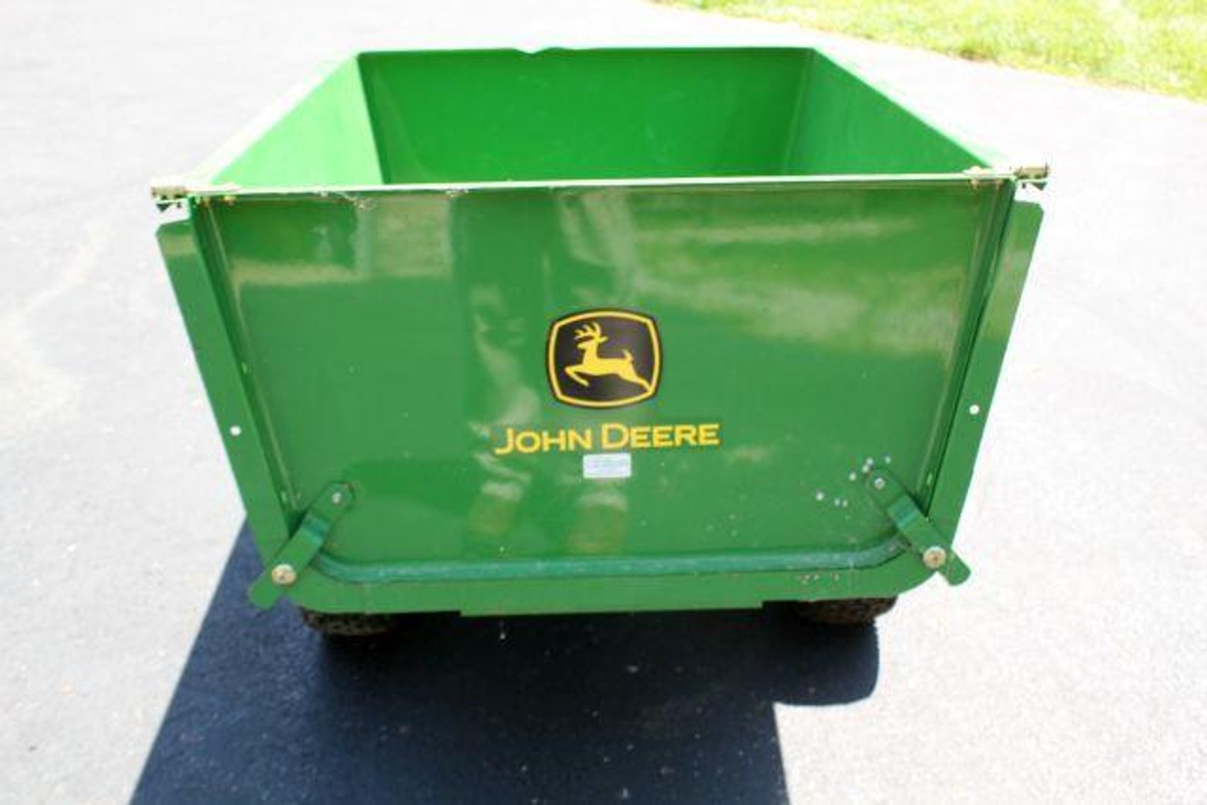 Image for TRACTOR-FURNITURE-APPLIANCES-ANTIQUES