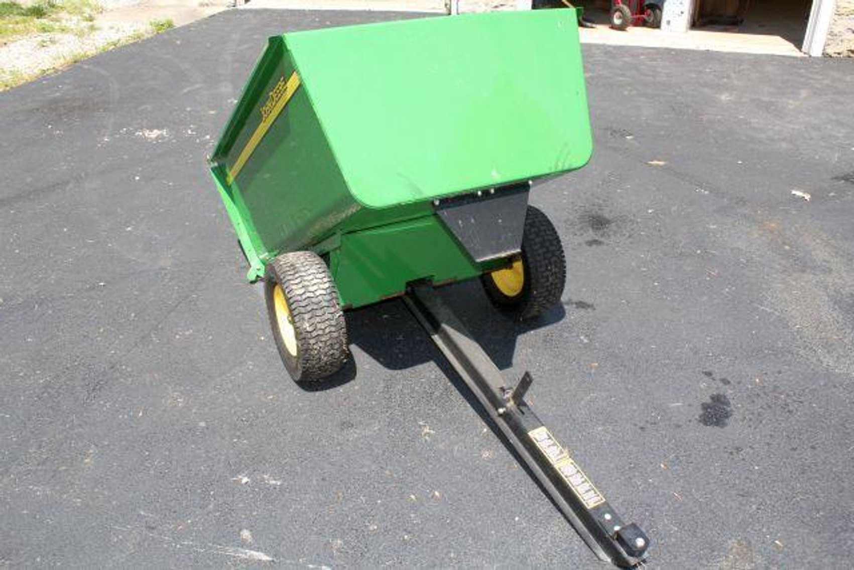 Image for TRACTOR-FURNITURE-APPLIANCES-ANTIQUES