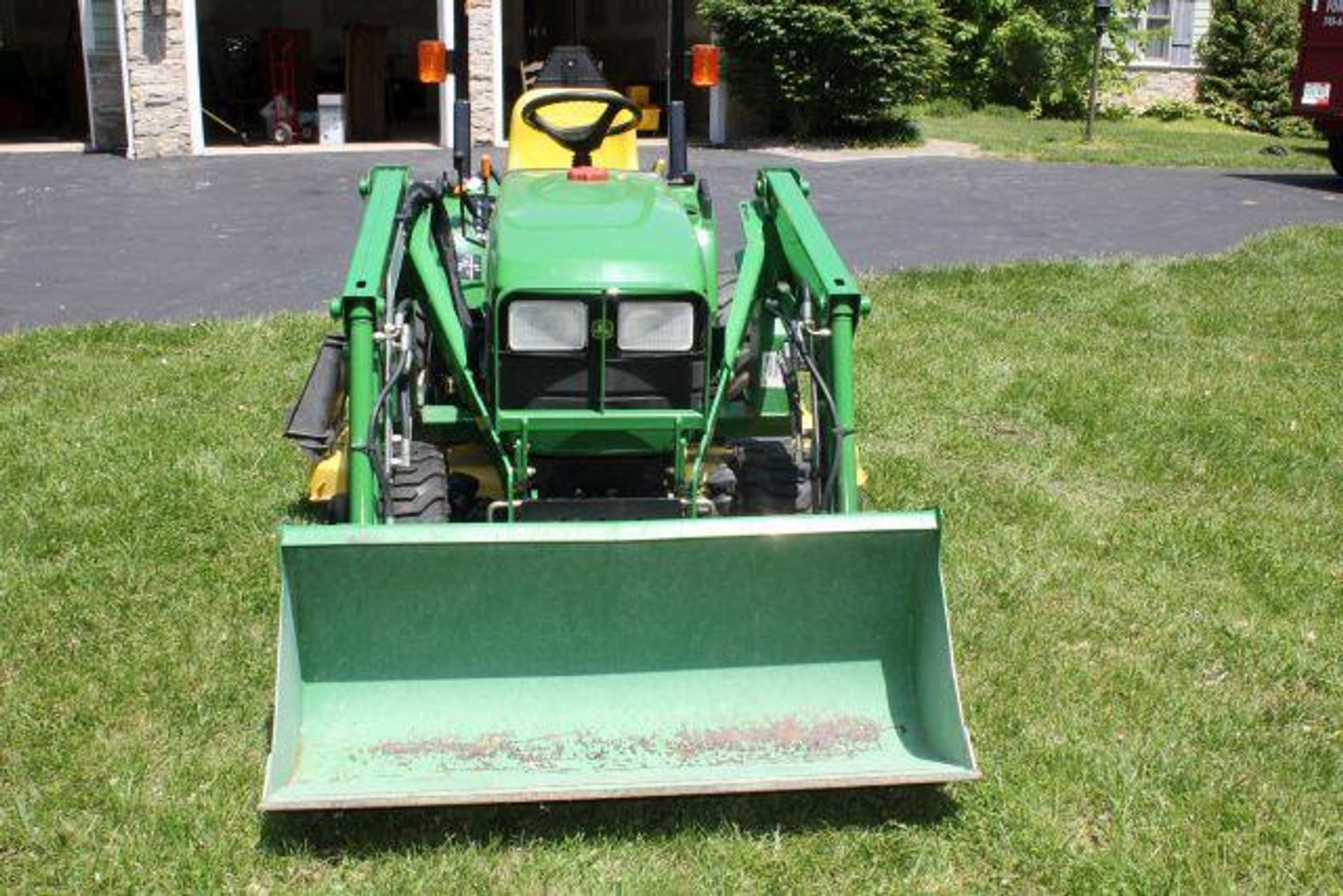 Image for TRACTOR-FURNITURE-APPLIANCES-ANTIQUES