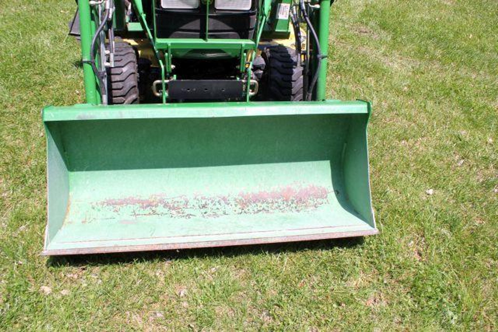 Image for TRACTOR-FURNITURE-APPLIANCES-ANTIQUES