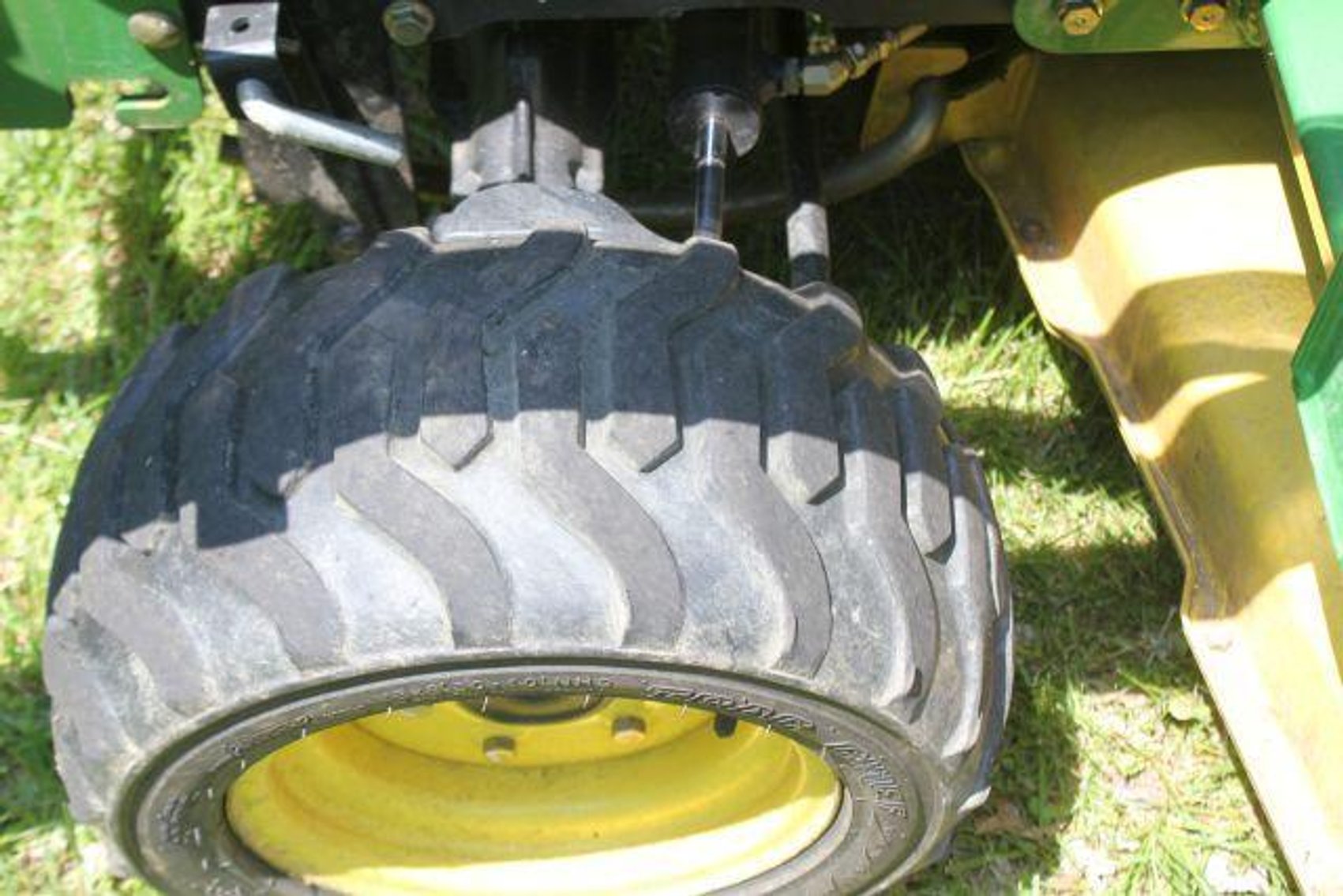 Image for TRACTOR-FURNITURE-APPLIANCES-ANTIQUES