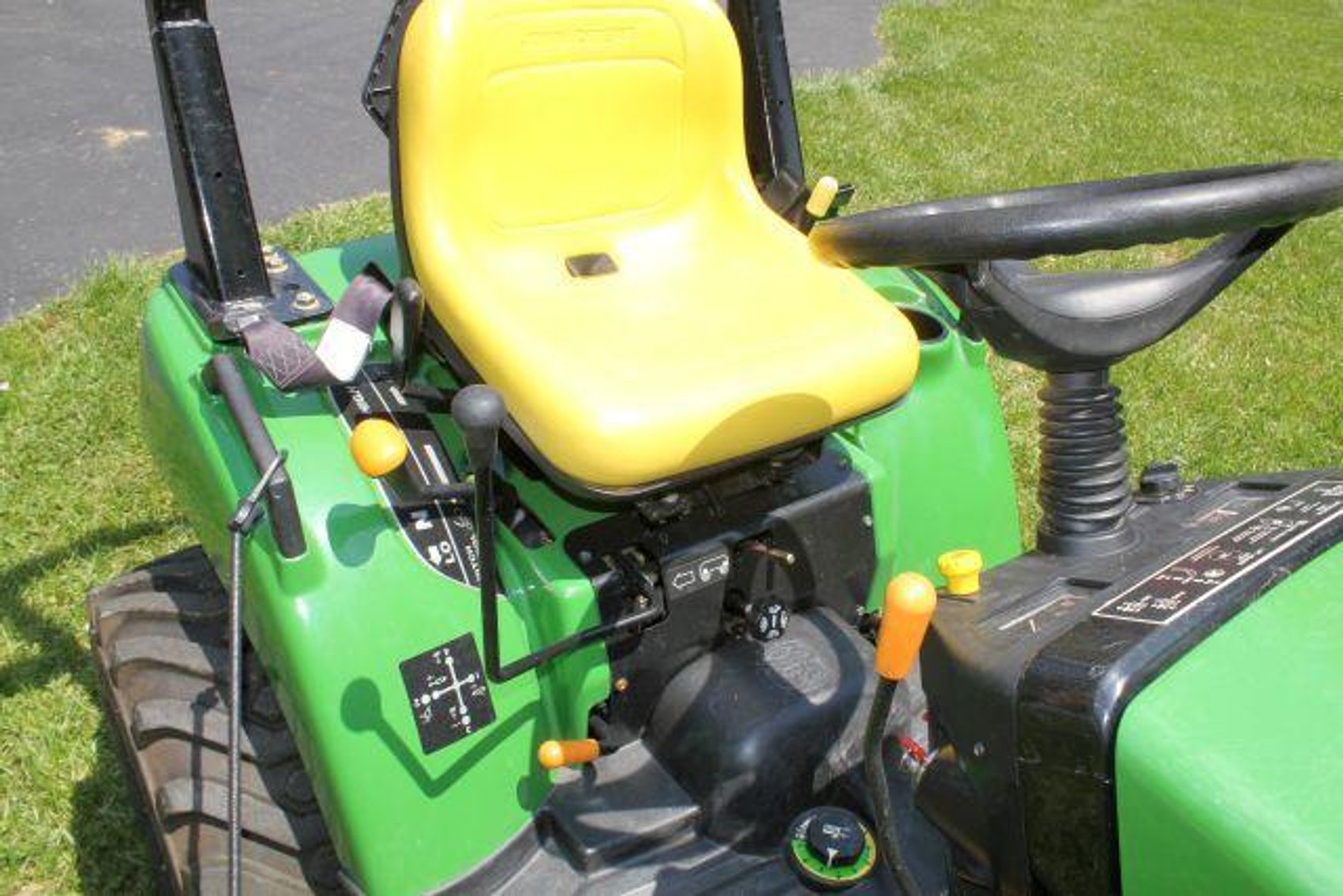 Image for TRACTOR-FURNITURE-APPLIANCES-ANTIQUES