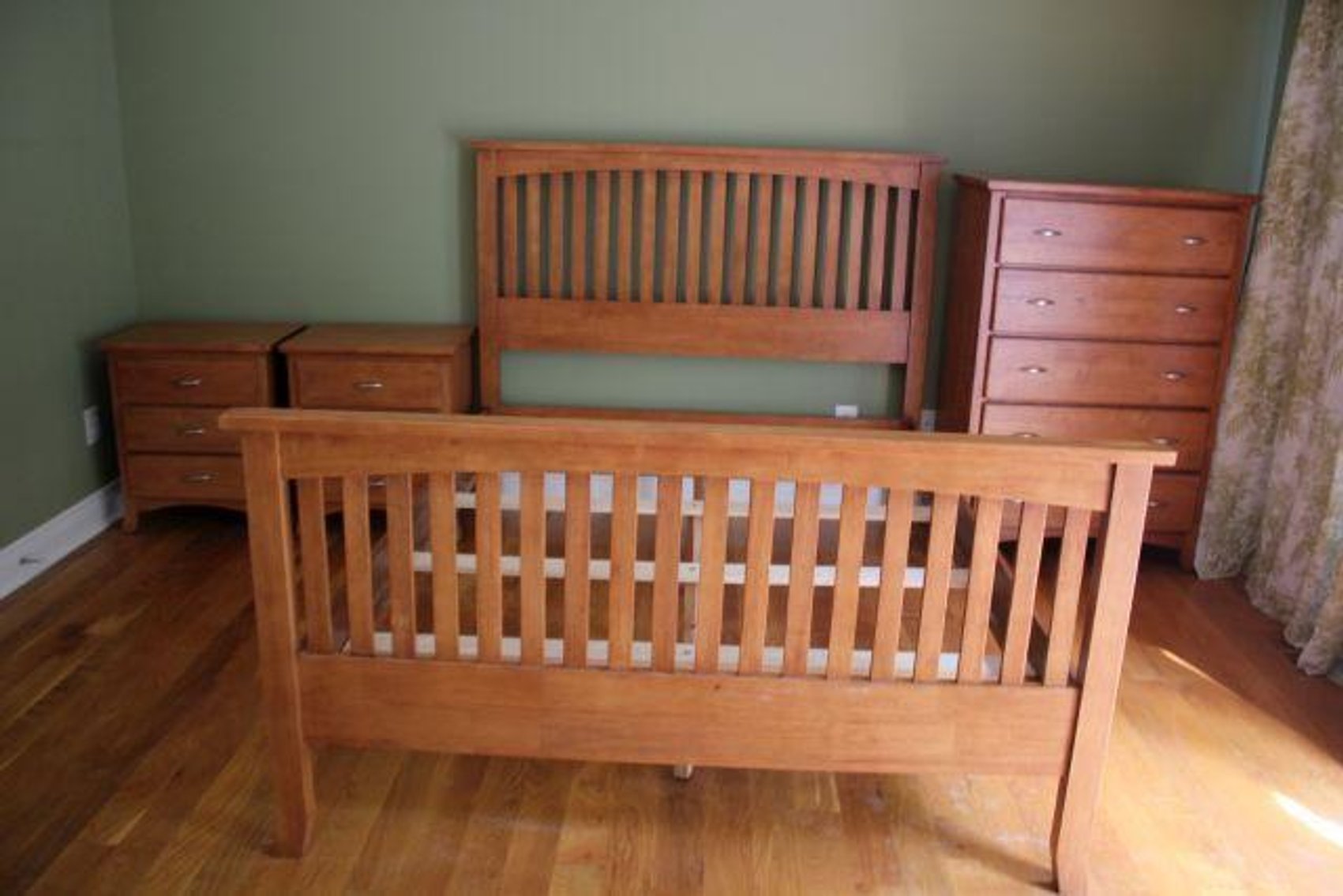 Image for TRACTOR-FURNITURE-APPLIANCES-ANTIQUES